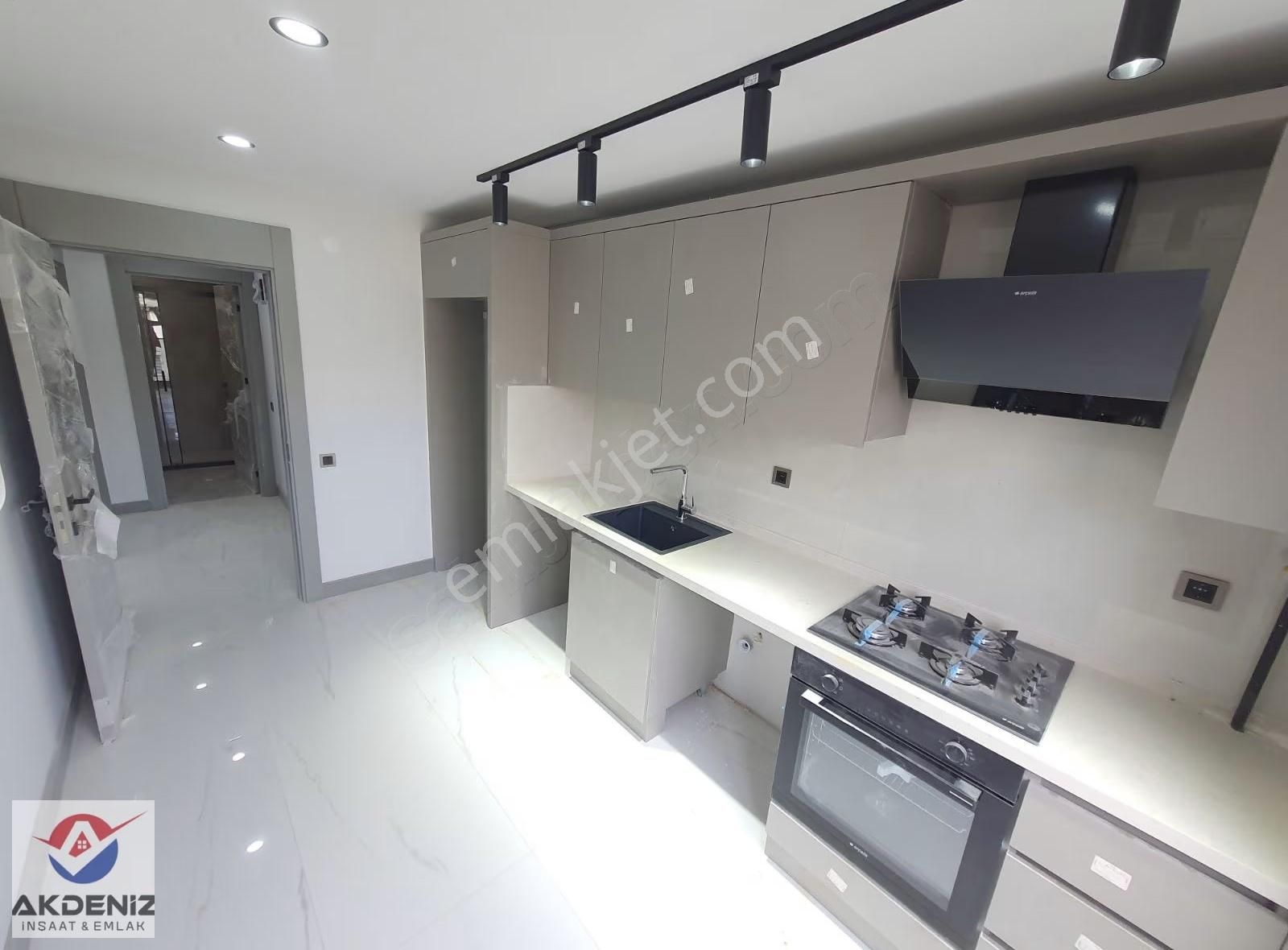 Eğitim Araştırma Yakını Site İçerisinde Sıfır 2+1 Arakat - Görsel 18