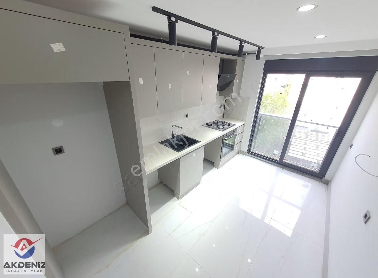 Eğitim Araştırma Yakını Site İçerisinde Sıfır 2+1 Arakat