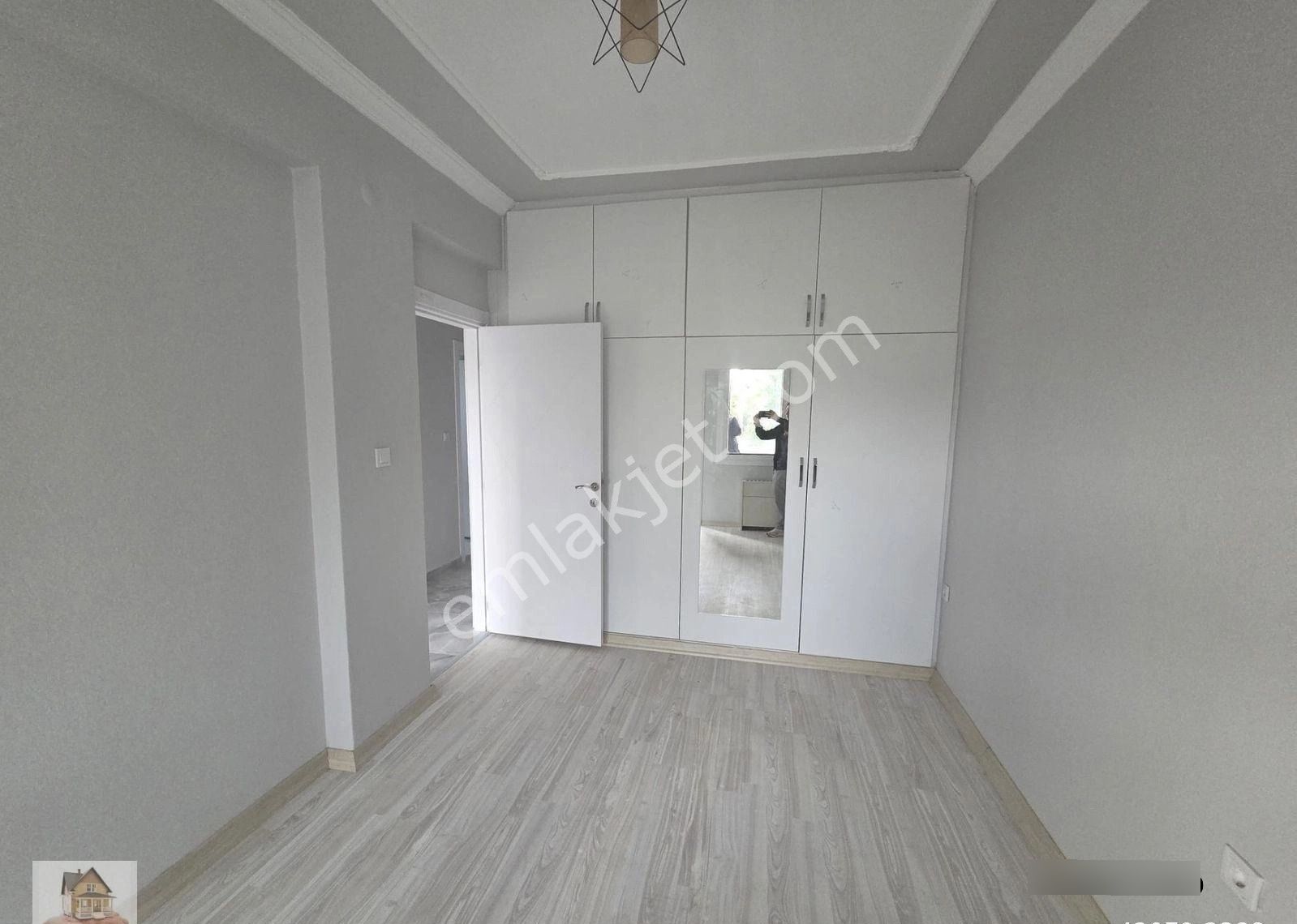 Bahçelievlerde Otoparklı Arakat 3+1 Satılık Daire - Görsel 10