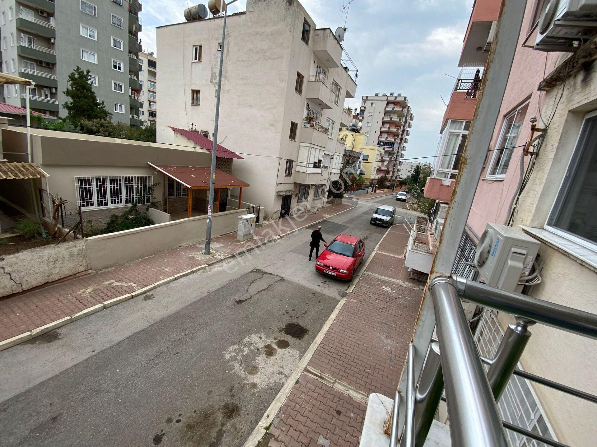 Parladan Hürriyet Mahallesinde Geniş Ve Müstakil 2+1 Daire - Görsel 24