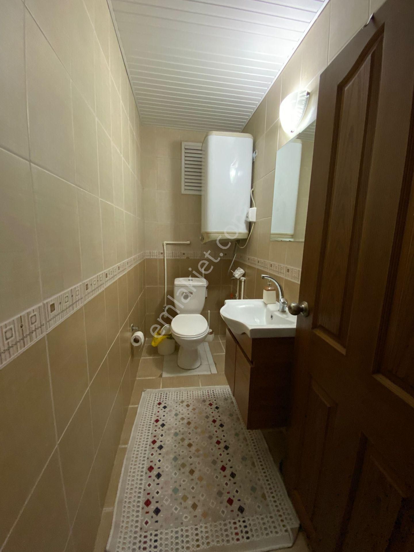 Parladan Hürriyet Mahallesinde Geniş Ve Müstakil 2+1 Daire - Görsel 18