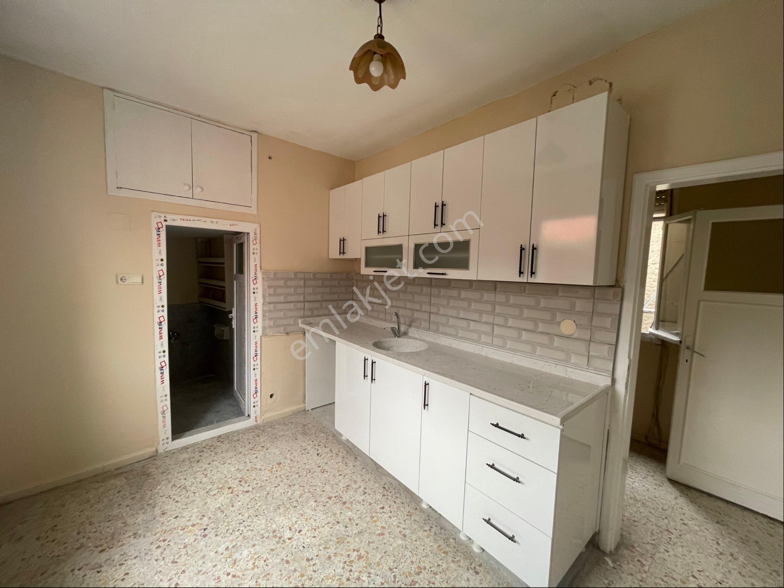 İboosman Sümer Taksi Cvr 2+1 Kiralık Daire