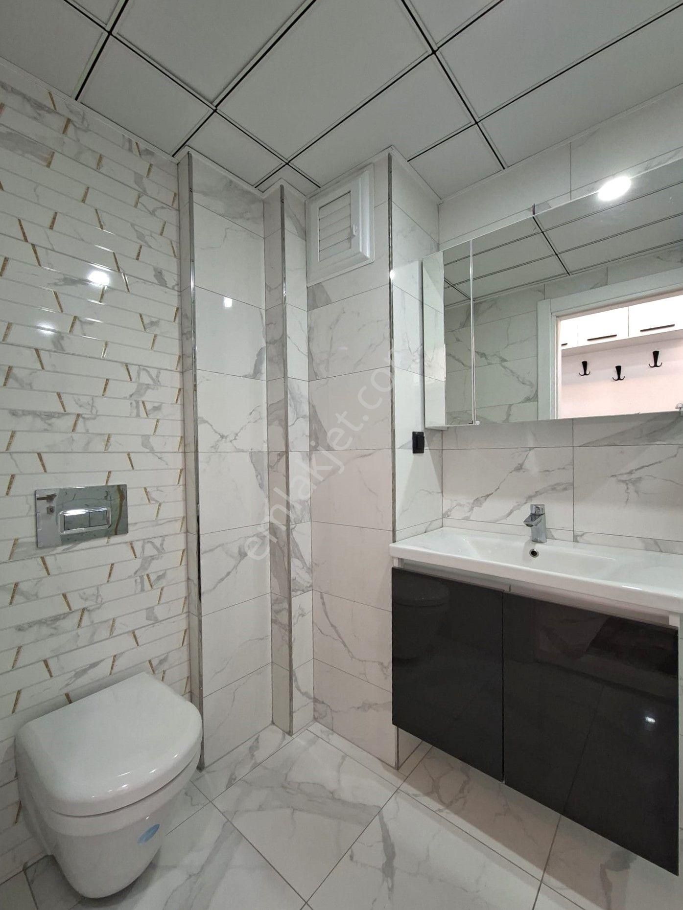 Recep Ümit Emlak'tan Fatih Mahallesinde Derman Caddesi Yakınında Kiralık 1+1 [eşyalı] Ferah Daire - Görsel 25