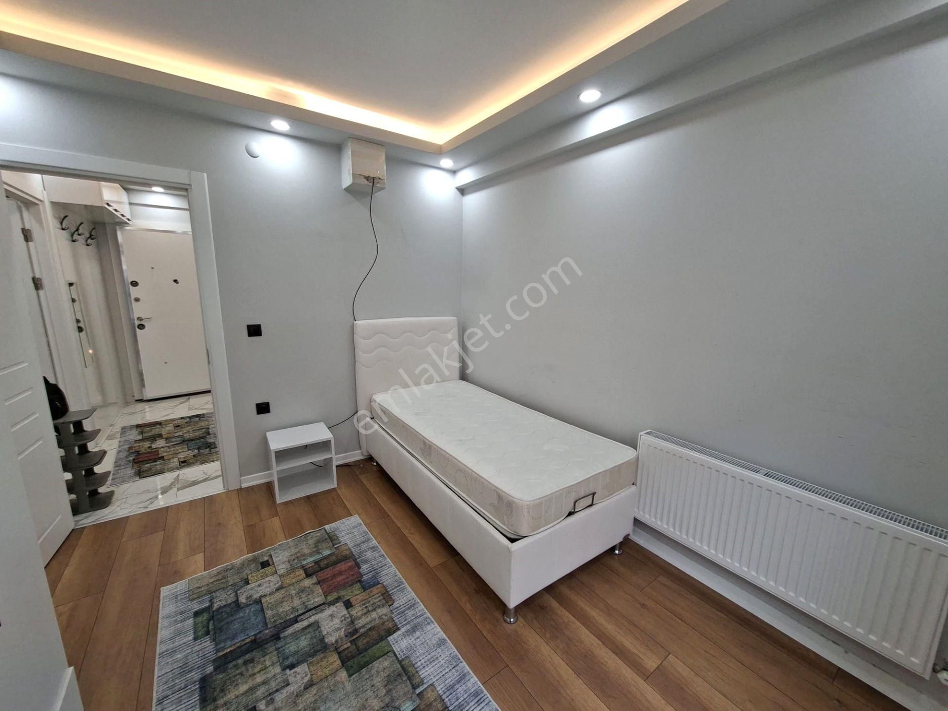 Recep Ümit Emlak'tan Fatih Mahallesinde Derman Caddesi Yakınında Kiralık 1+1 [eşyalı] Ferah Daire - Görsel 17