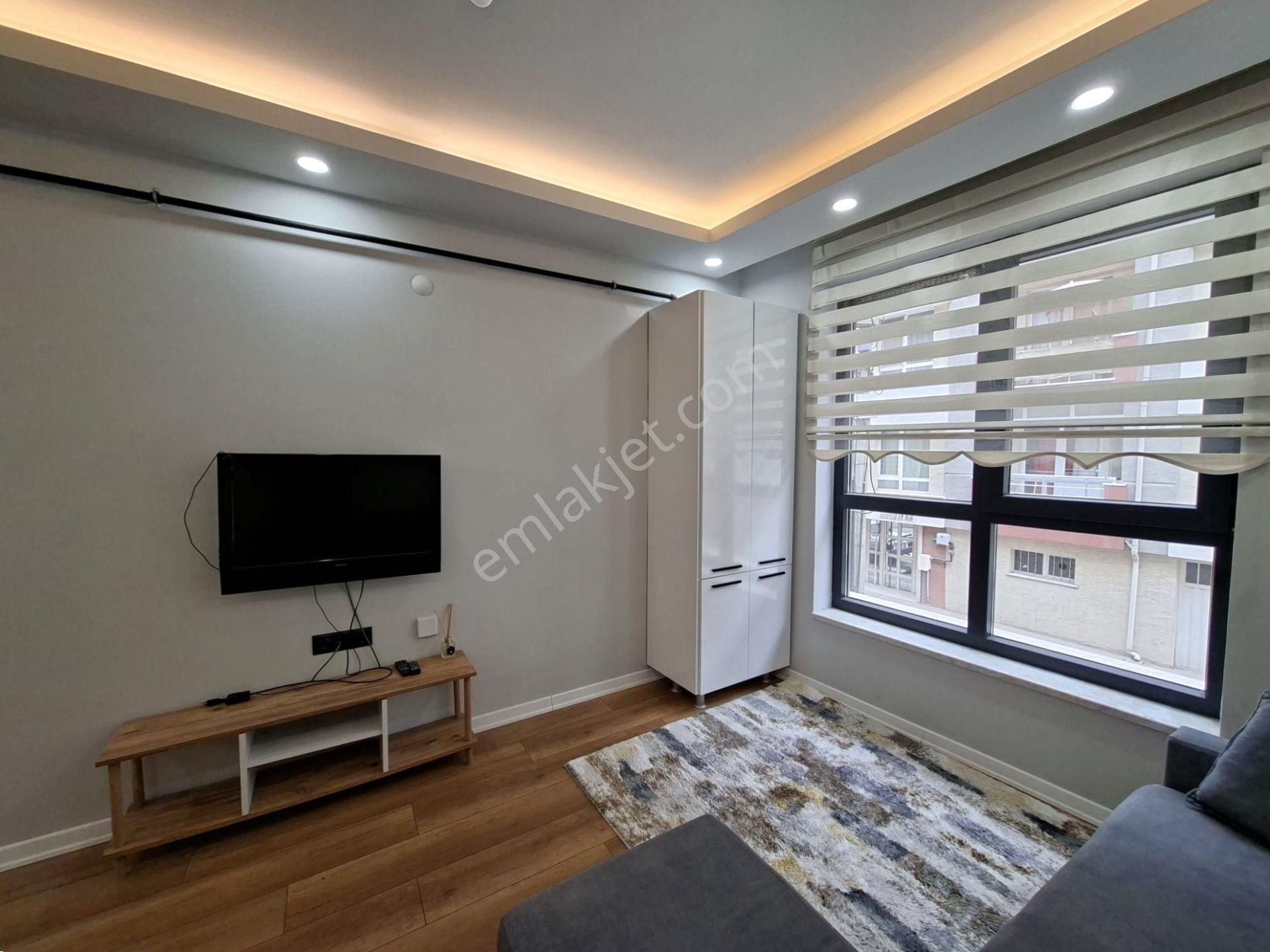 Recep Ümit Emlak'tan Fatih Mahallesinde Derman Caddesi Yakınında Kiralık 1+1 [eşyalı] Ferah Daire - Görsel 14