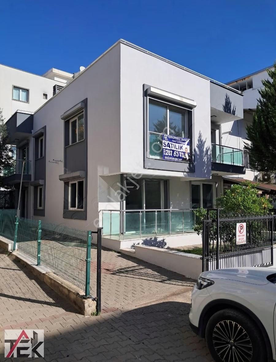 Osman Gazide 2 Katlı Müstakil Bina 3+1 Satılık