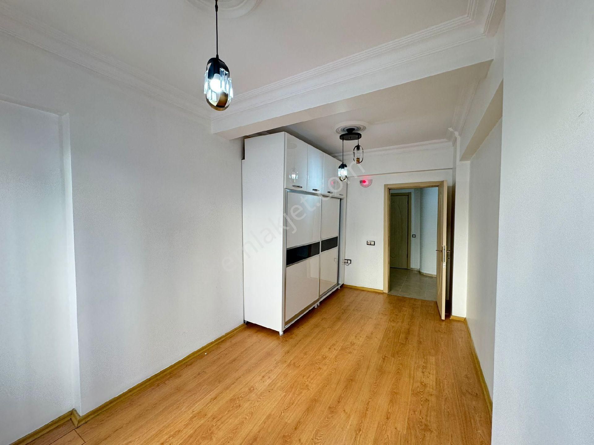 Cennet Gyo'dan Satılık Geniş 4+1 Daire - Görsel 22