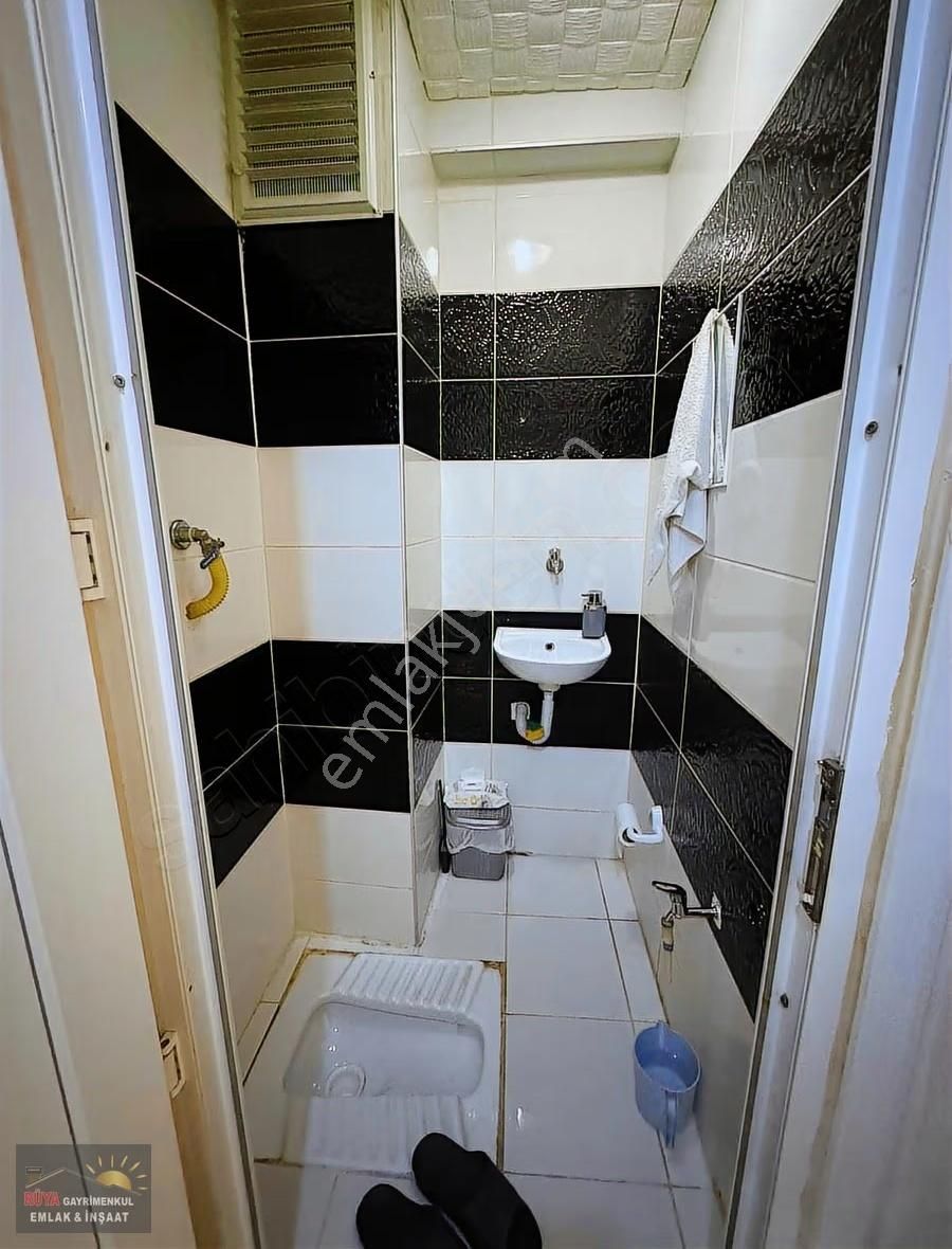 Bağlarçeşme'de Caddeye Yakın Kiralık Kullanışlı Arakat Daire