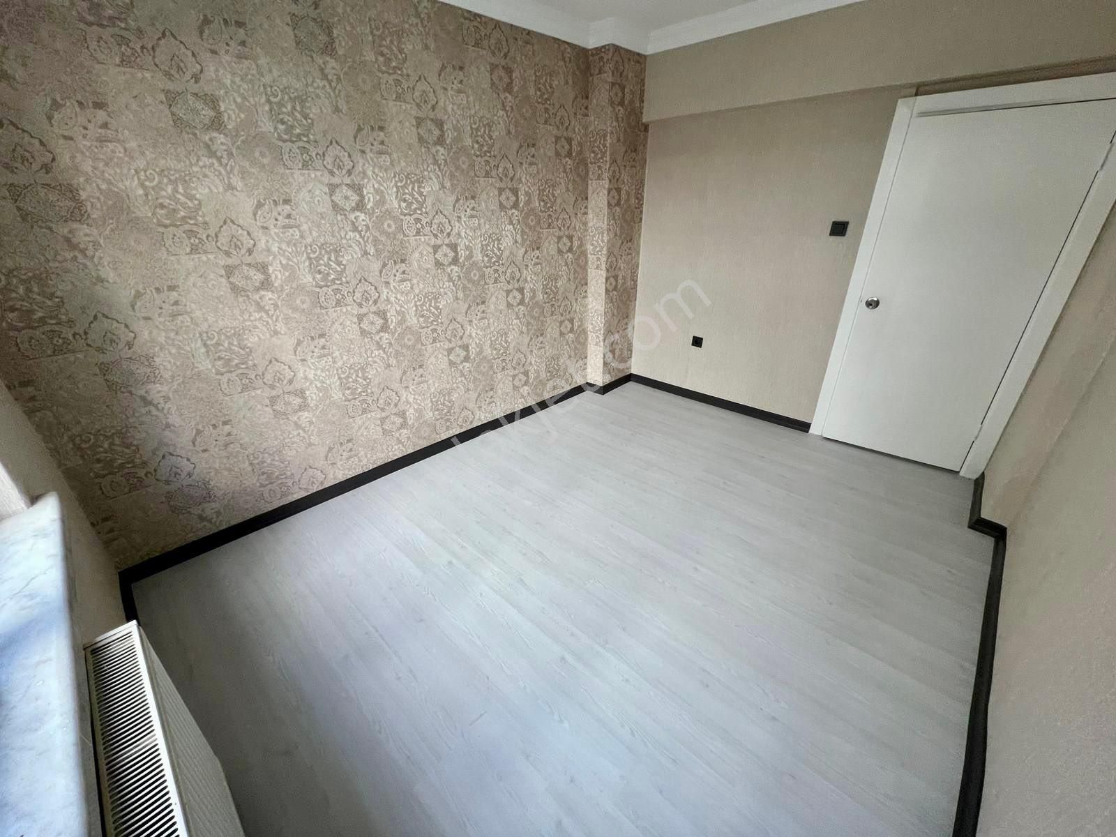 Sanatoryum Cadde Yanı Ara Katta Full Yapılı Masrafsız 3+1 - Görsel 13