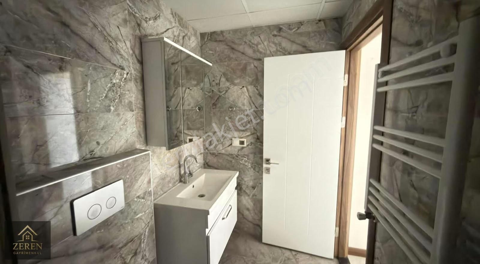 Ömürevleri Tramvay'a Cephe Kiralık 1+1 55m2 Büro&ofis - Görsel 18