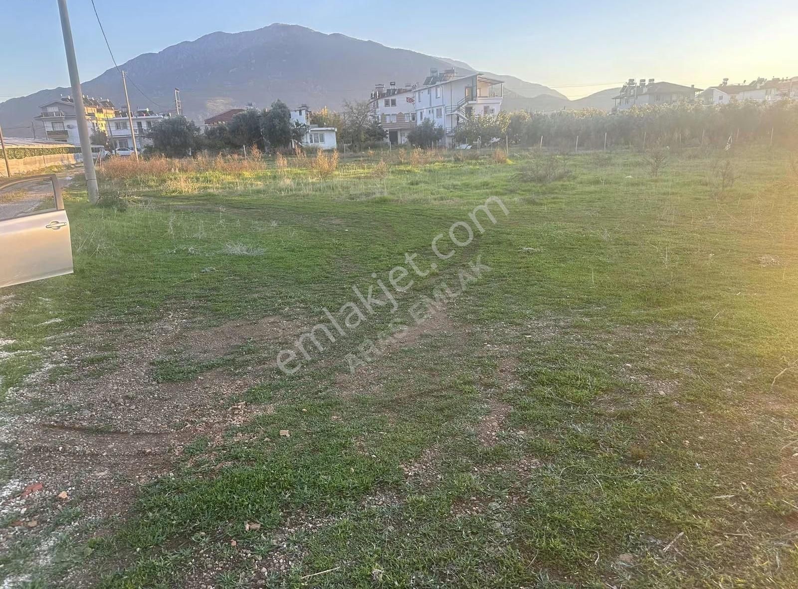 Çamköy'de Acil Satılık 400 M2 Tarla