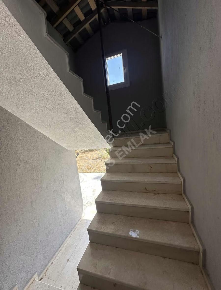 Aras'dan Esenköyde Fırsat Müstakil Geniş Ve Ferah 120 M2 Ev - Görsel 4