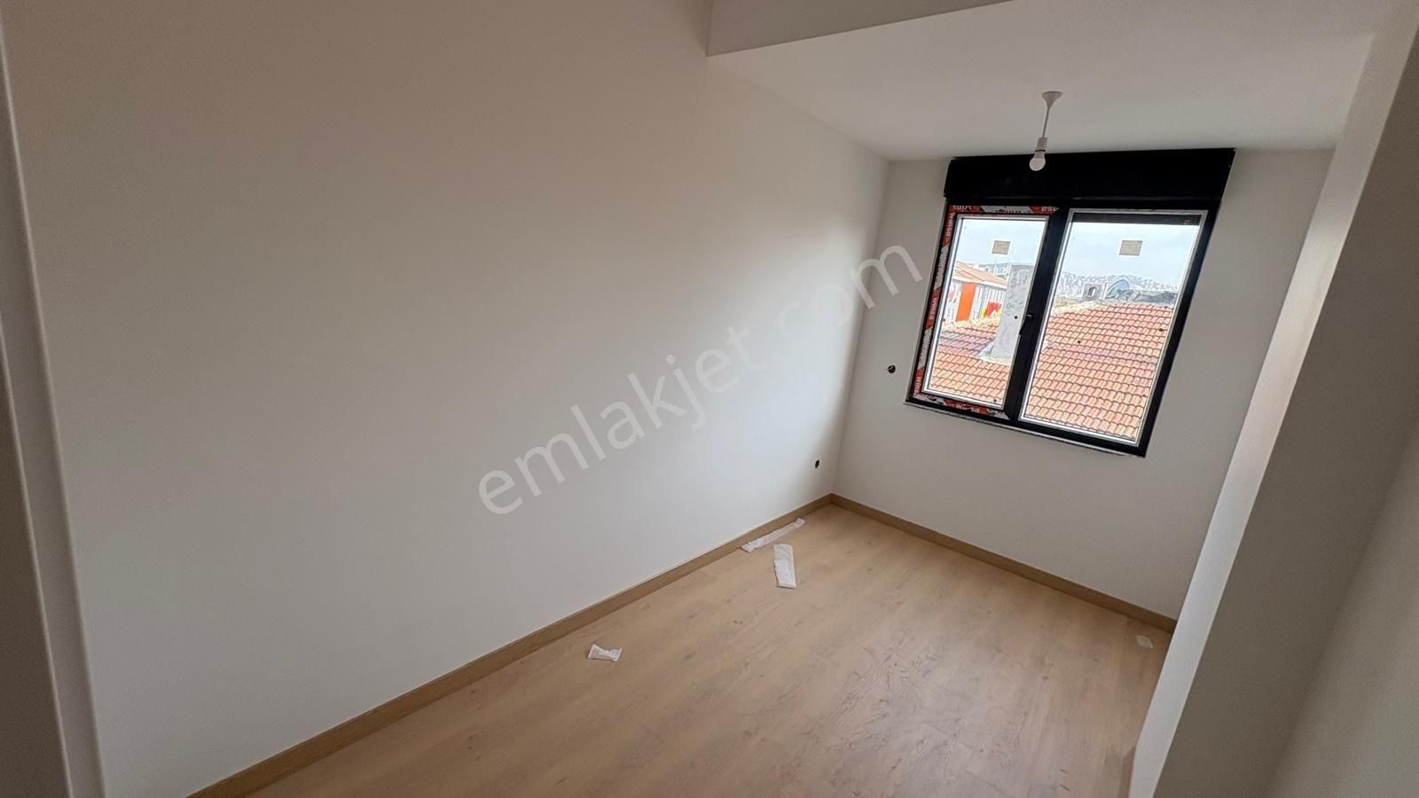 _ala_küçükyalı Merkez'de Sıfır Geniş Ön Köşe 3+1 Daire - Görsel 14