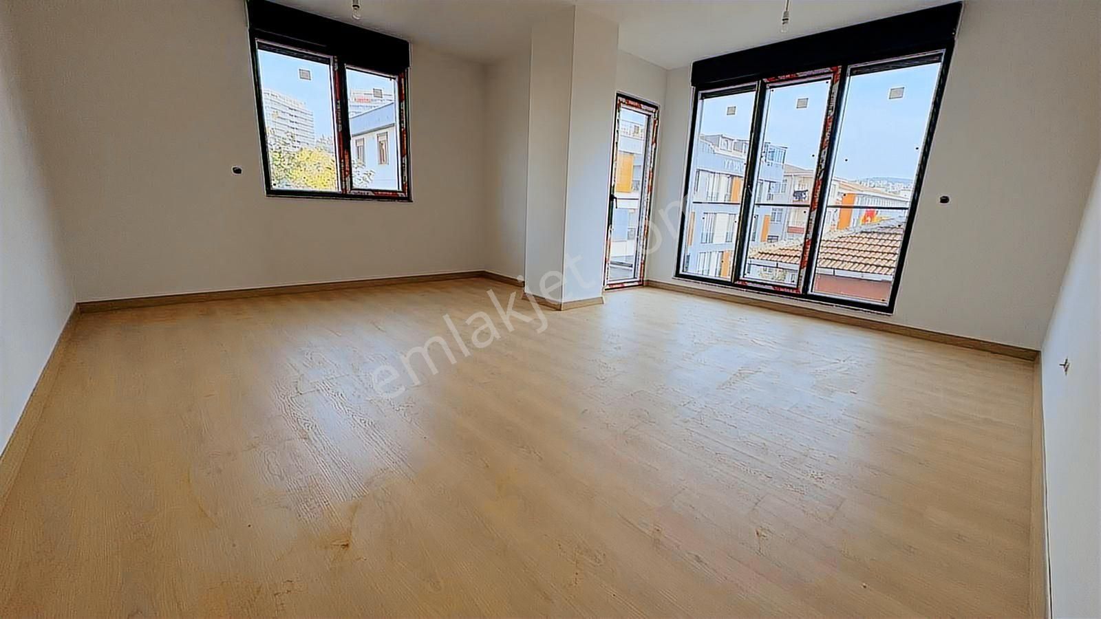 _ala_küçükyalı Merkez'de Sıfır Geniş Ön Köşe 3+1 Daire - Görsel 22