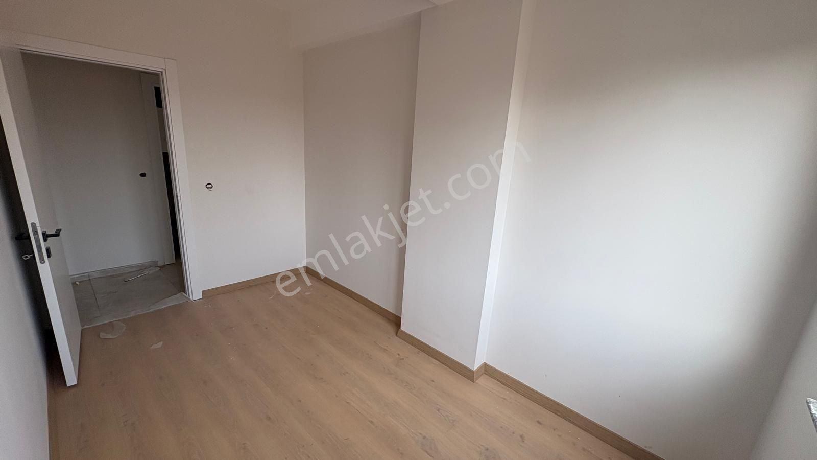 _ala_küçükyalı Merkez'de Sıfır Geniş Ön Köşe 3+1 Daire - Görsel 32