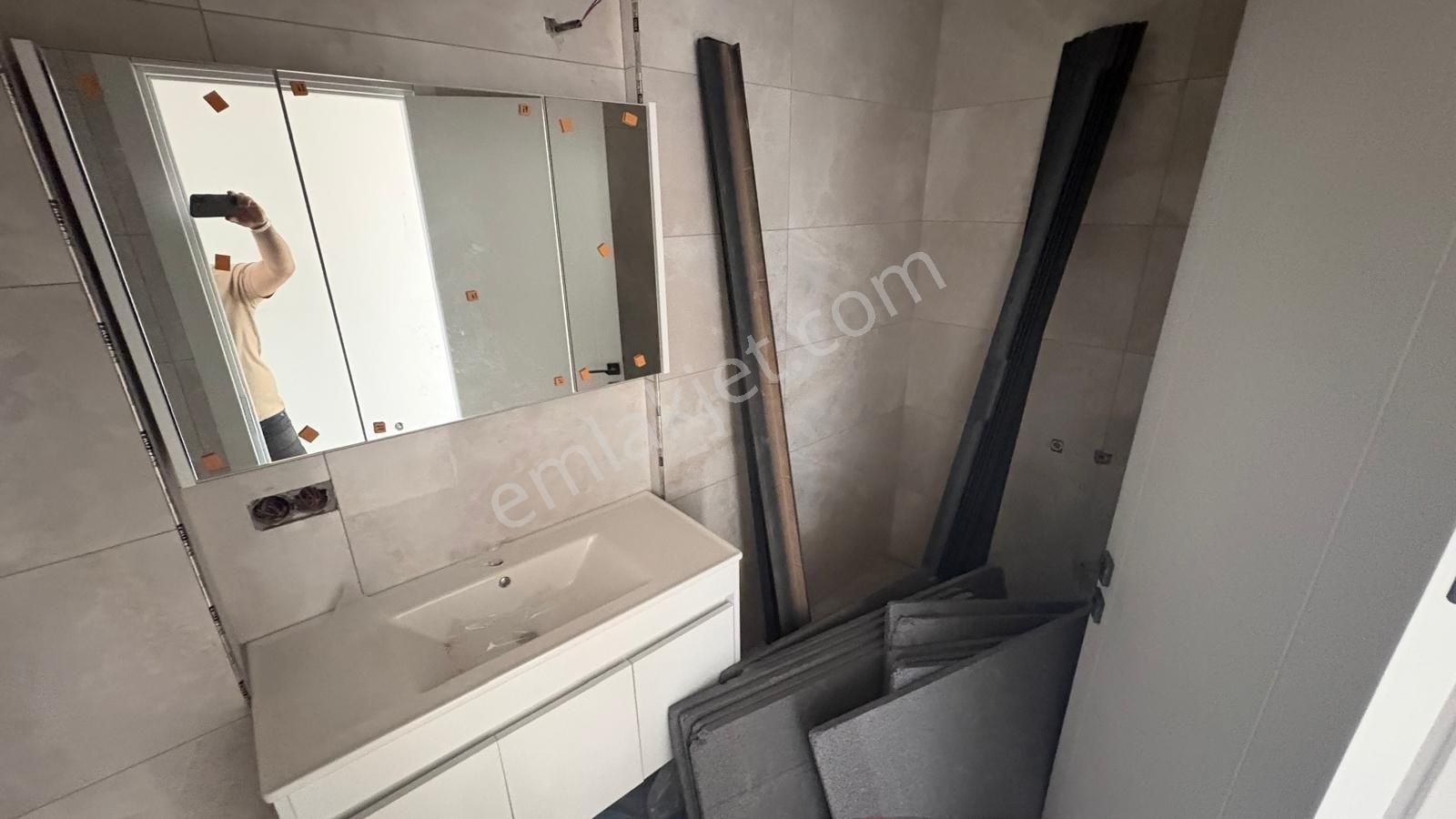 _ala_küçükyalı Merkez'de Sıfır Geniş Ön Köşe 3+1 Daire - Görsel 3