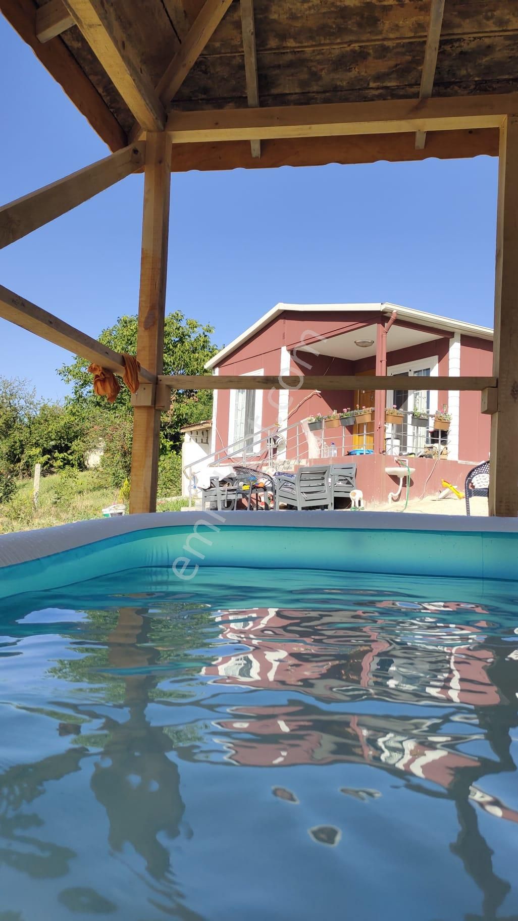 Kırklareli Pınarhisar Tozaklı 1,160 Mt² Arsa İçerisinde Satılık Bahçeli Tek Tapu Frefabrik Köy Evi - Görsel 4