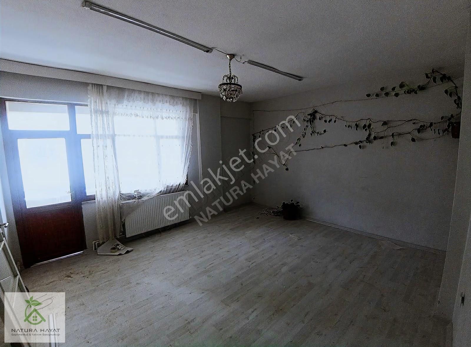 Natura Hayattan Pendik Esenyalı Dörtyolda 3+1kiralık Daire - Görsel 12