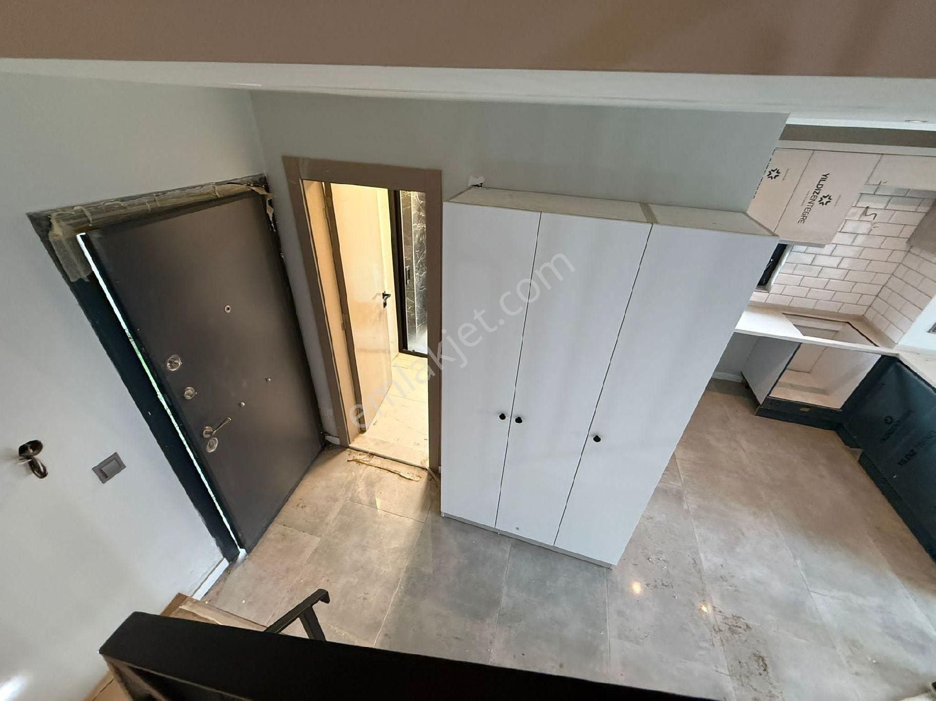 Kusadası Davutlar Sahilde Satılık 3+1 Özel Havuzlu Villa - Görsel 17