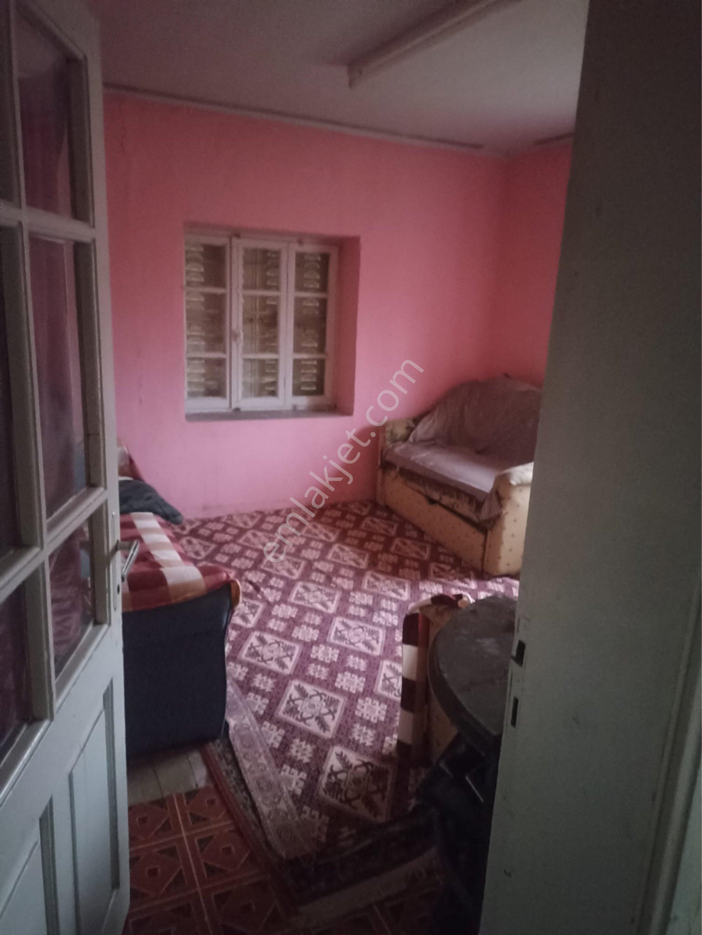 Emr Gayrimenkul Farkıyla Satılık Köy Evi - Görsel 10