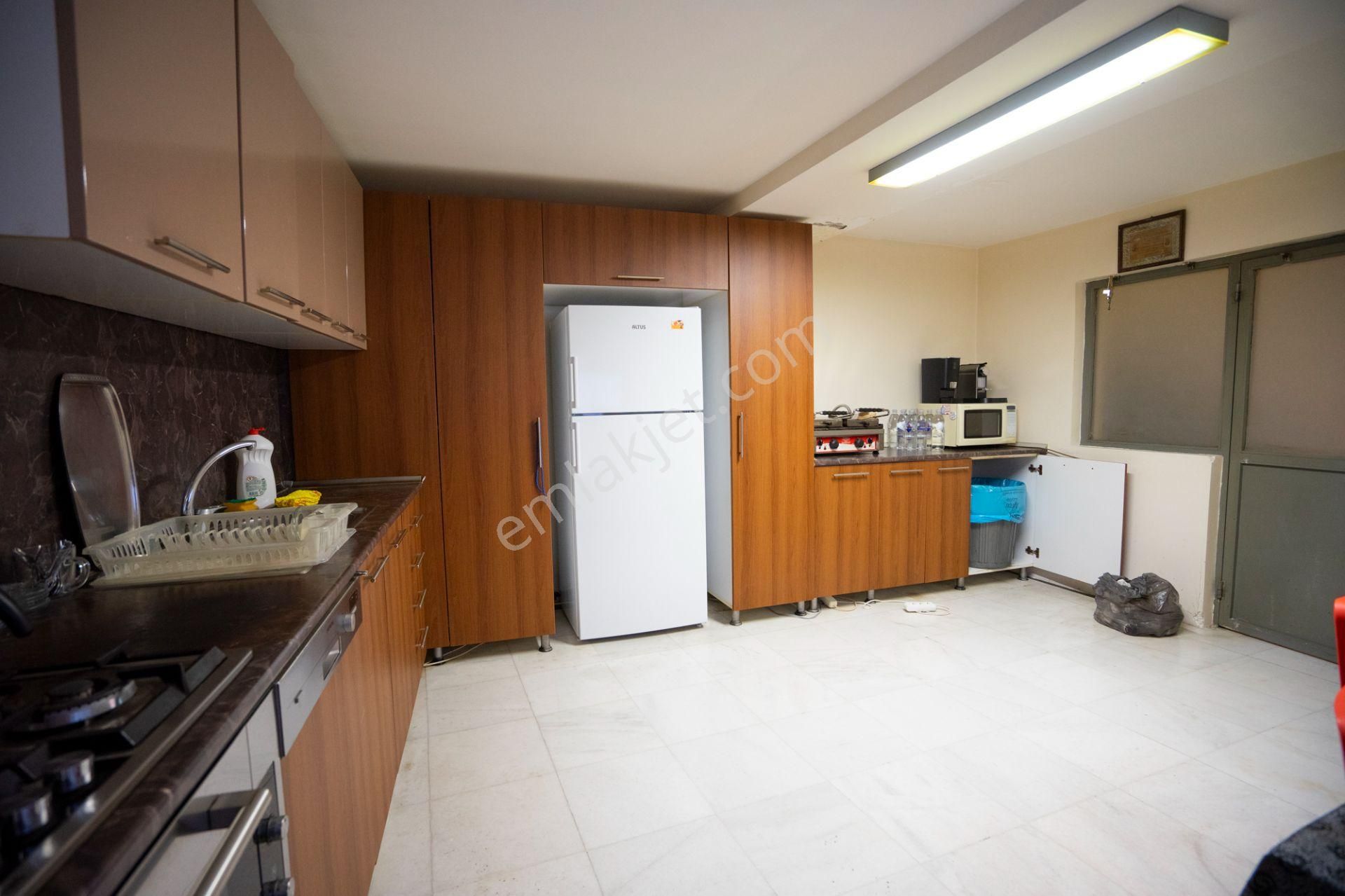 Suna Tabakçı'dan Şişli Osmanbey Kiralık 8 Katlı Ticari Bina - Görsel 28