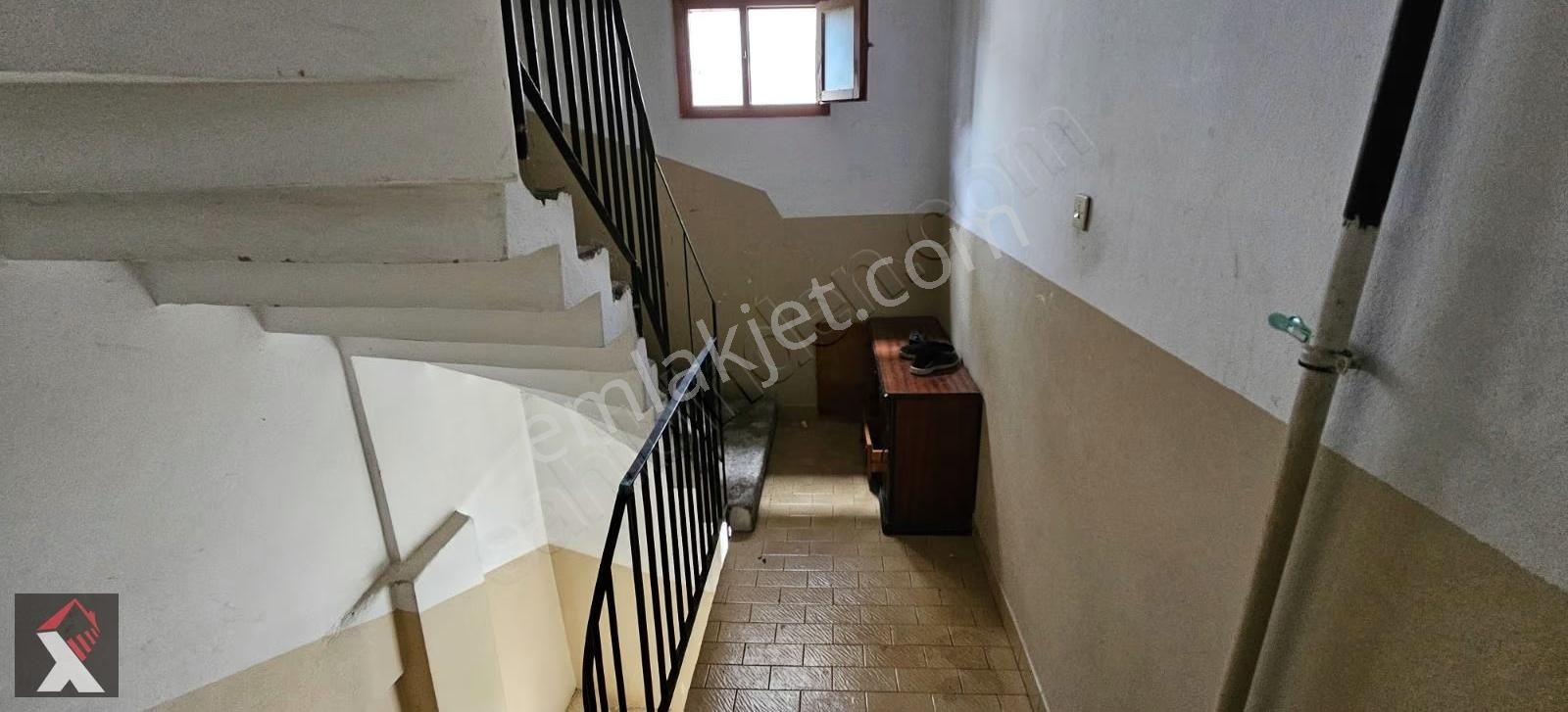 Fatih Mahallesinde Geniş 2+1 Daire - Görsel 2