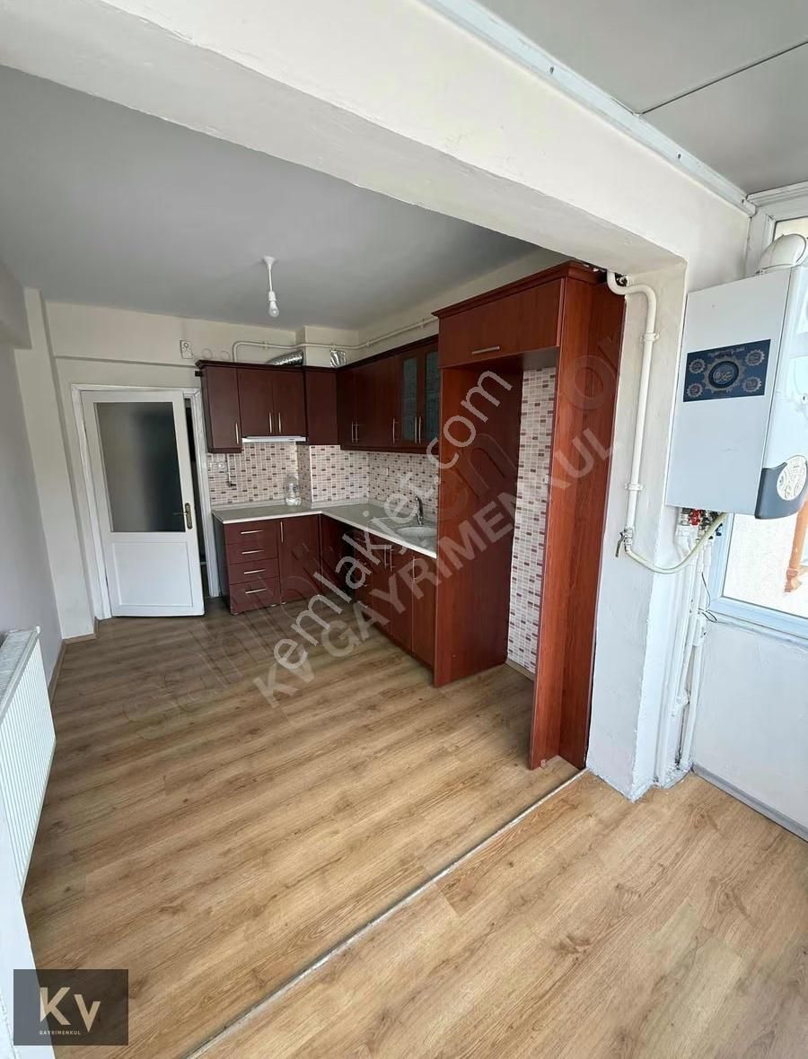 Kv Gayrimenkul'den Şeker Mahallesi'nde Kiralık Daire - Görsel 13