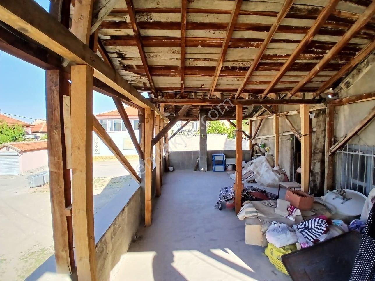 Akçay Emlak'tan Akşehir Nimetullah Nahçivani Ortaokulu Yanında Doğalgazlı Satılık Müstakil Ev - Görsel 23