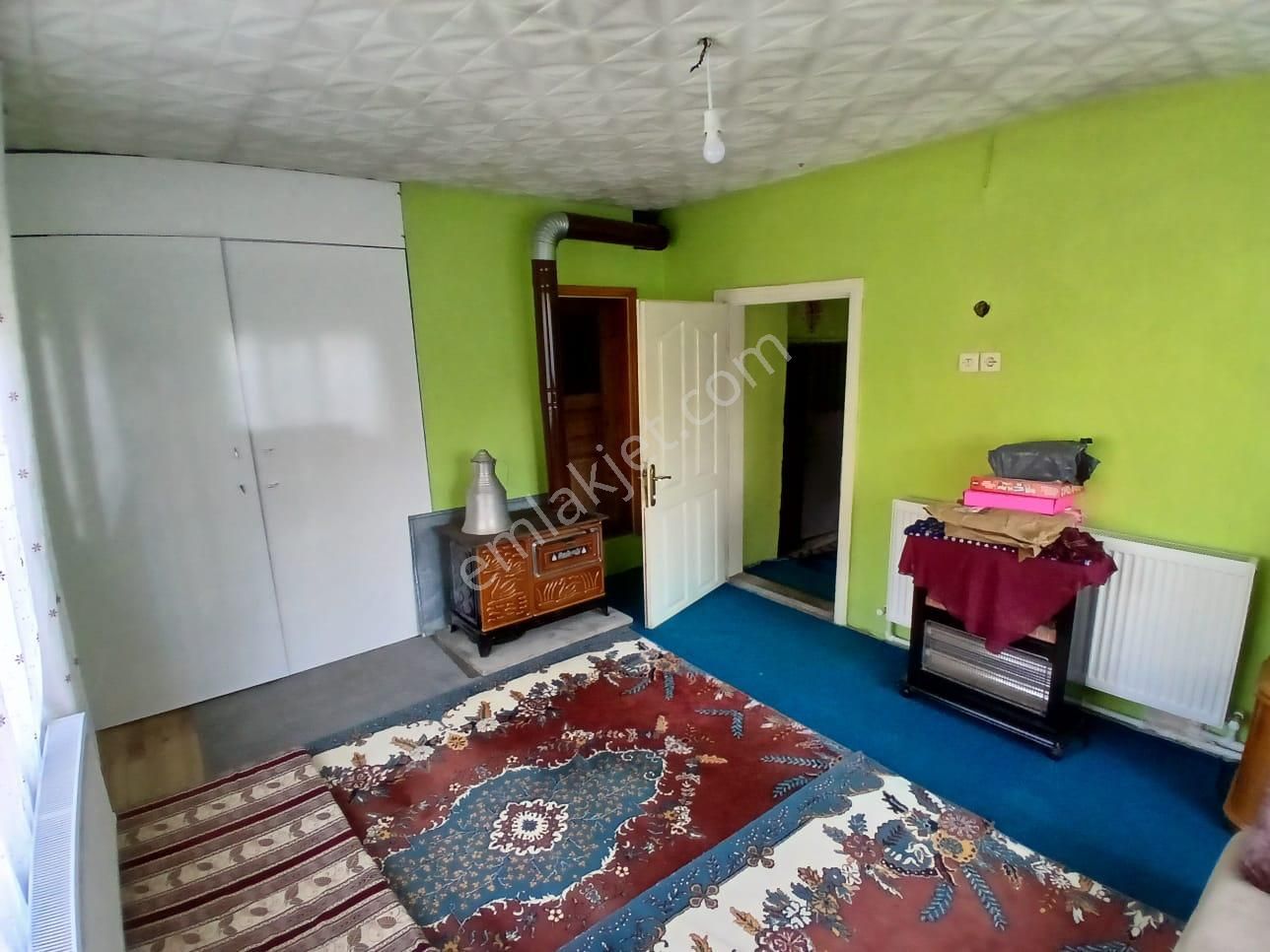 Akçay Emlak'tan Akşehir Nimetullah Nahçivani Ortaokulu Yanında Doğalgazlı Satılık Müstakil Ev - Görsel 13