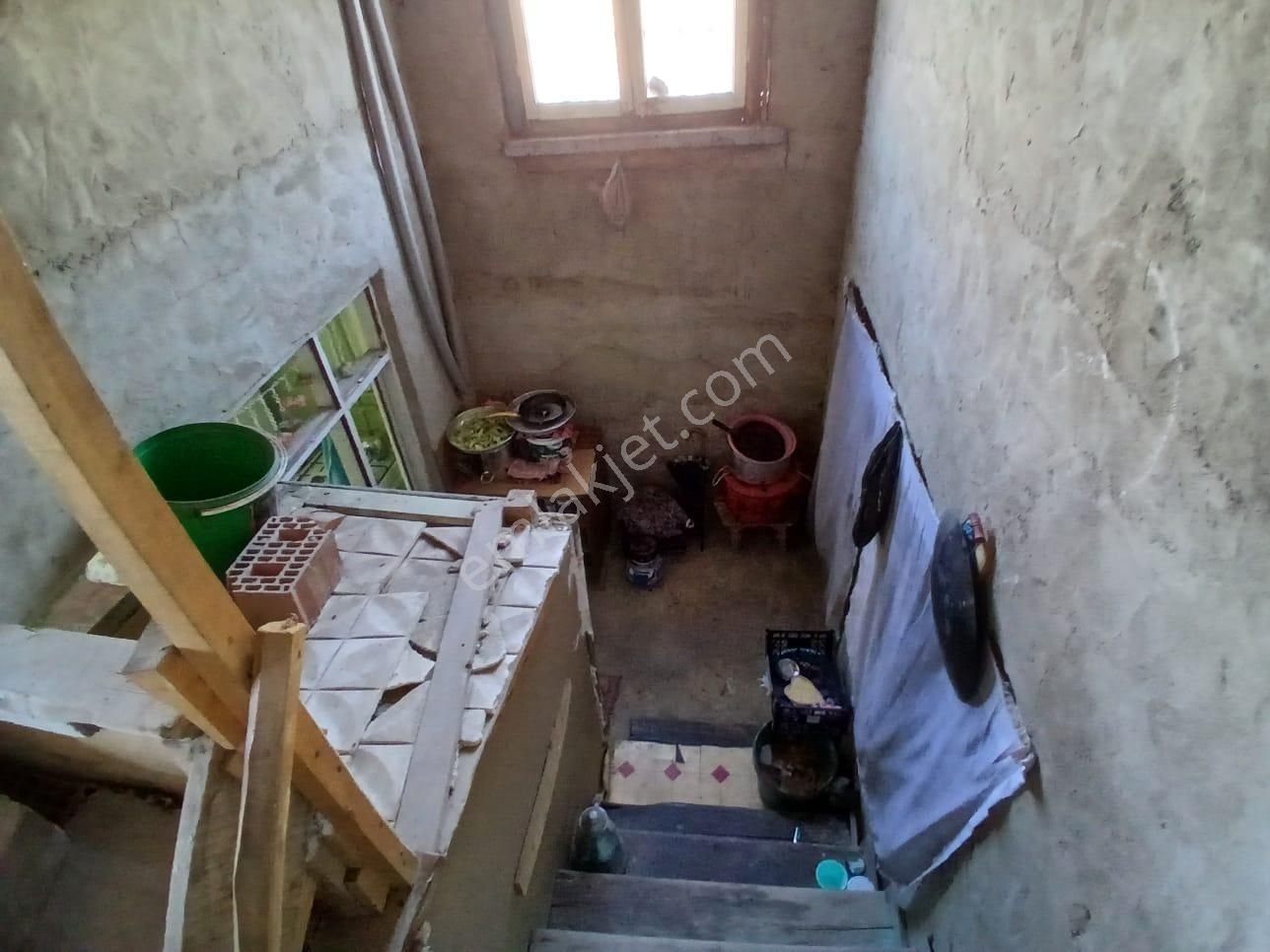 Akçay Emlak'tan Akşehir Nimetullah Nahçivani Ortaokulu Yanında Doğalgazlı Satılık Müstakil Ev - Görsel 29