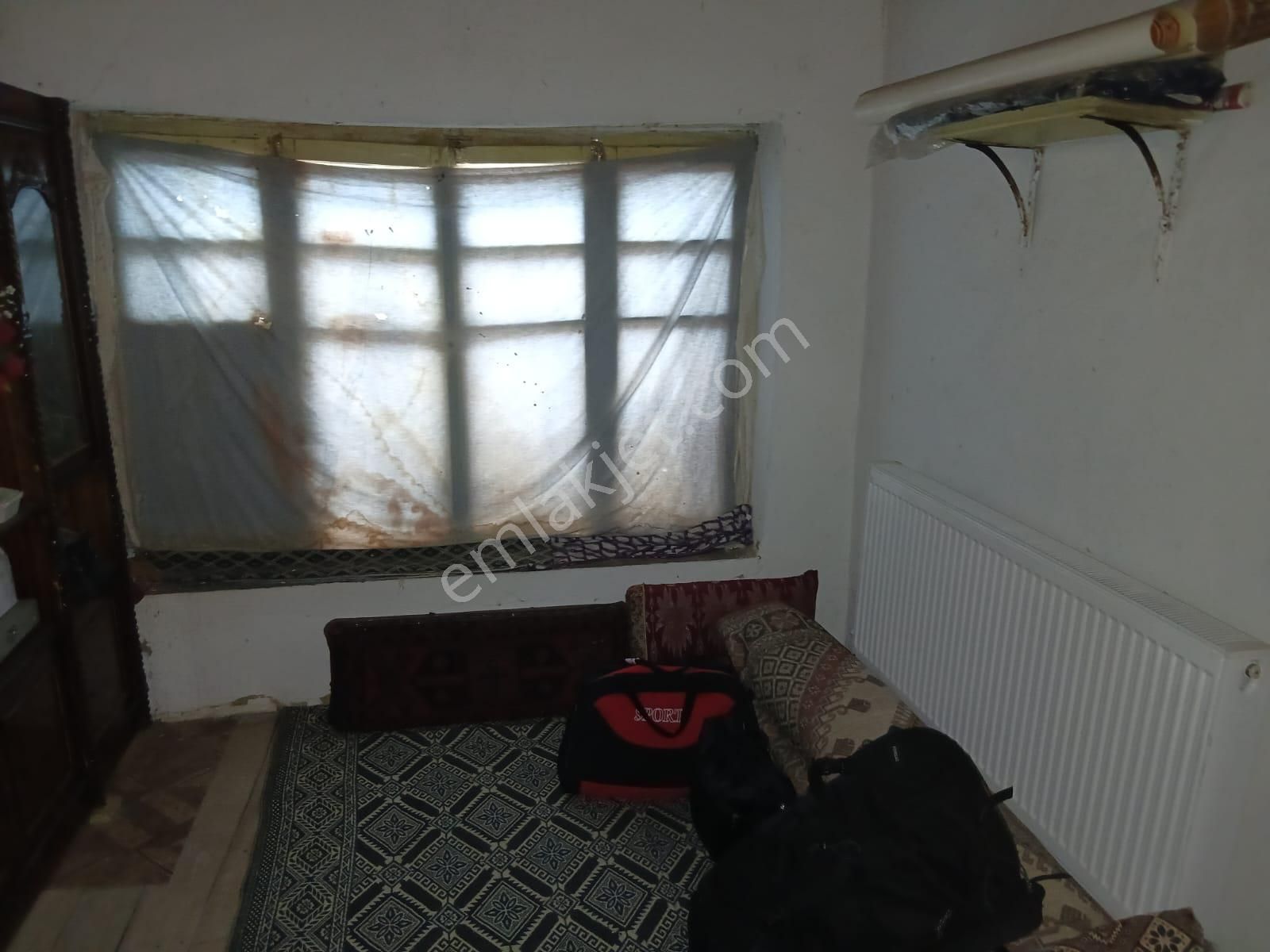 Akçay Emlak'tan Akşehir Nimetullah Nahçivani Ortaokulu Yanında Doğalgazlı Satılık Müstakil Ev - Görsel 31