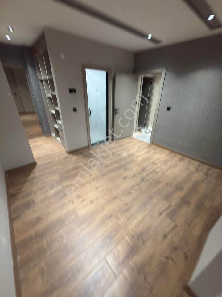 Varsak Karşıyakada 2+1 Ultra Lüks Tramvay-okul Dibi Harika Daireler - Görsel 8