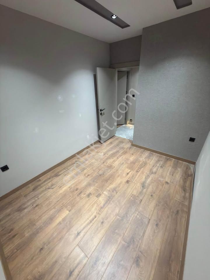 Varsak Karşıyakada 2+1 Ultra Lüks Tramvay-okul Dibi Harika Daireler - Görsel 11