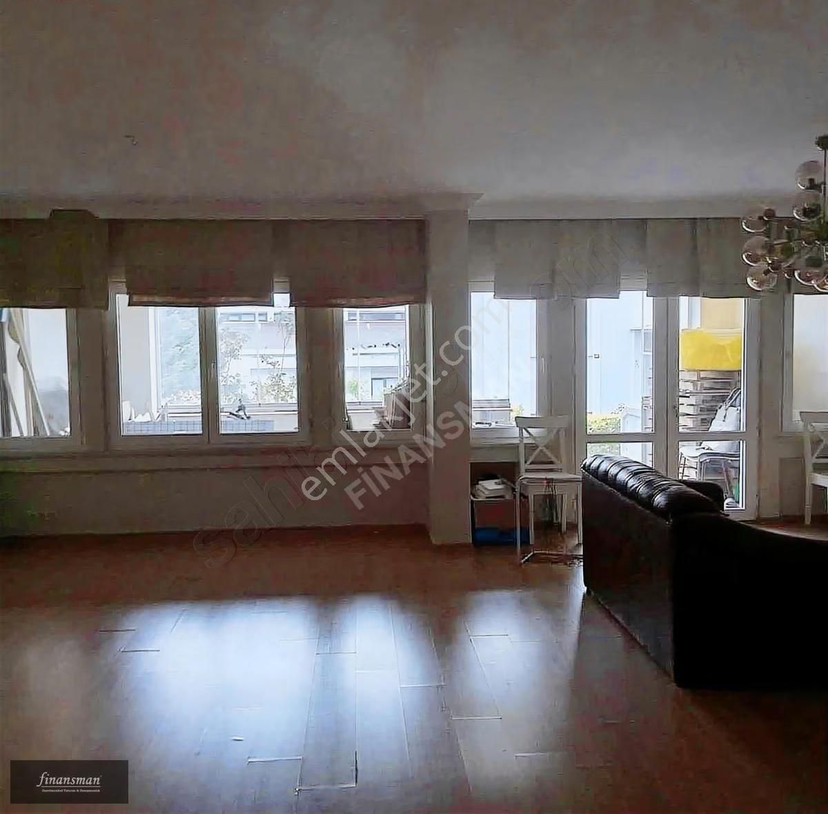 Finansman'dan..geniş Bahçe..havuz..güvenlik..kışbahçeli Villa - Görsel 2