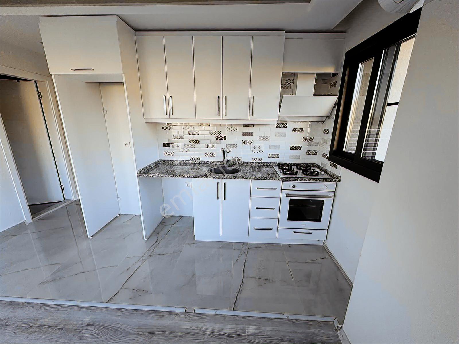 Mordoğan Emlaktan Cadde Üzeri 1+1 Eşyasız Kiralık Sıfır Daireler - Görsel 7