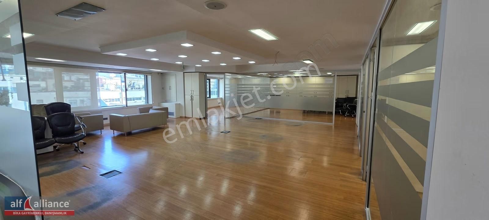 B.ekspres Polat İş Merkezi 450m² Eşyalı Kdv'li Ofis (6 Otopark) - Görsel 10