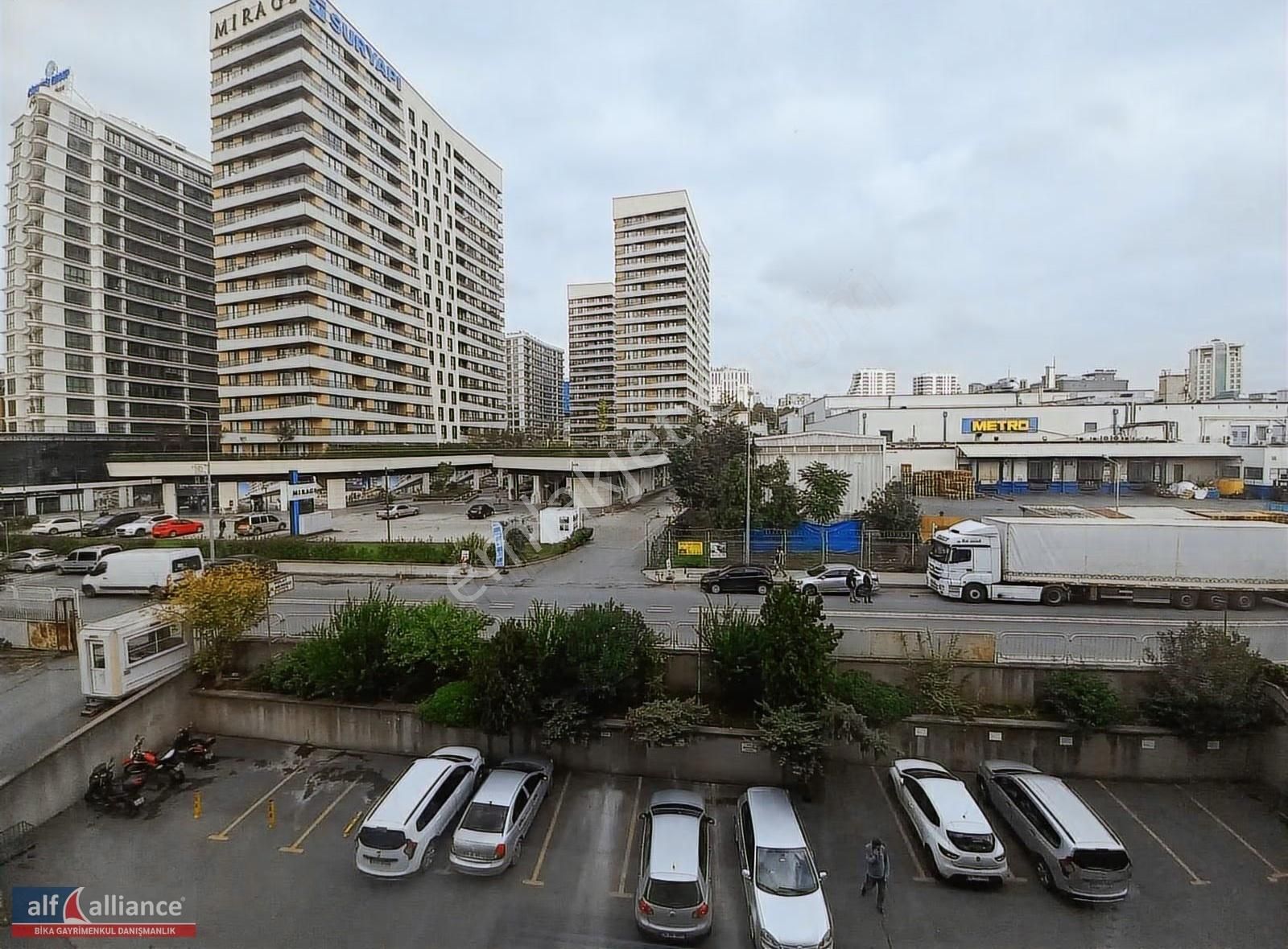 B.ekspres Polat İş Merkezi 450m² Eşyalı Kdv'li Ofis (6 Otopark) - Görsel 17