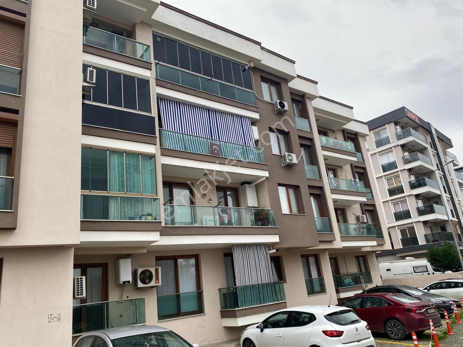 Ulukent'in Kalbinde Tadilatsız Yatırım Fırsatı Satılık 2+1 Daire - Görsel 5
