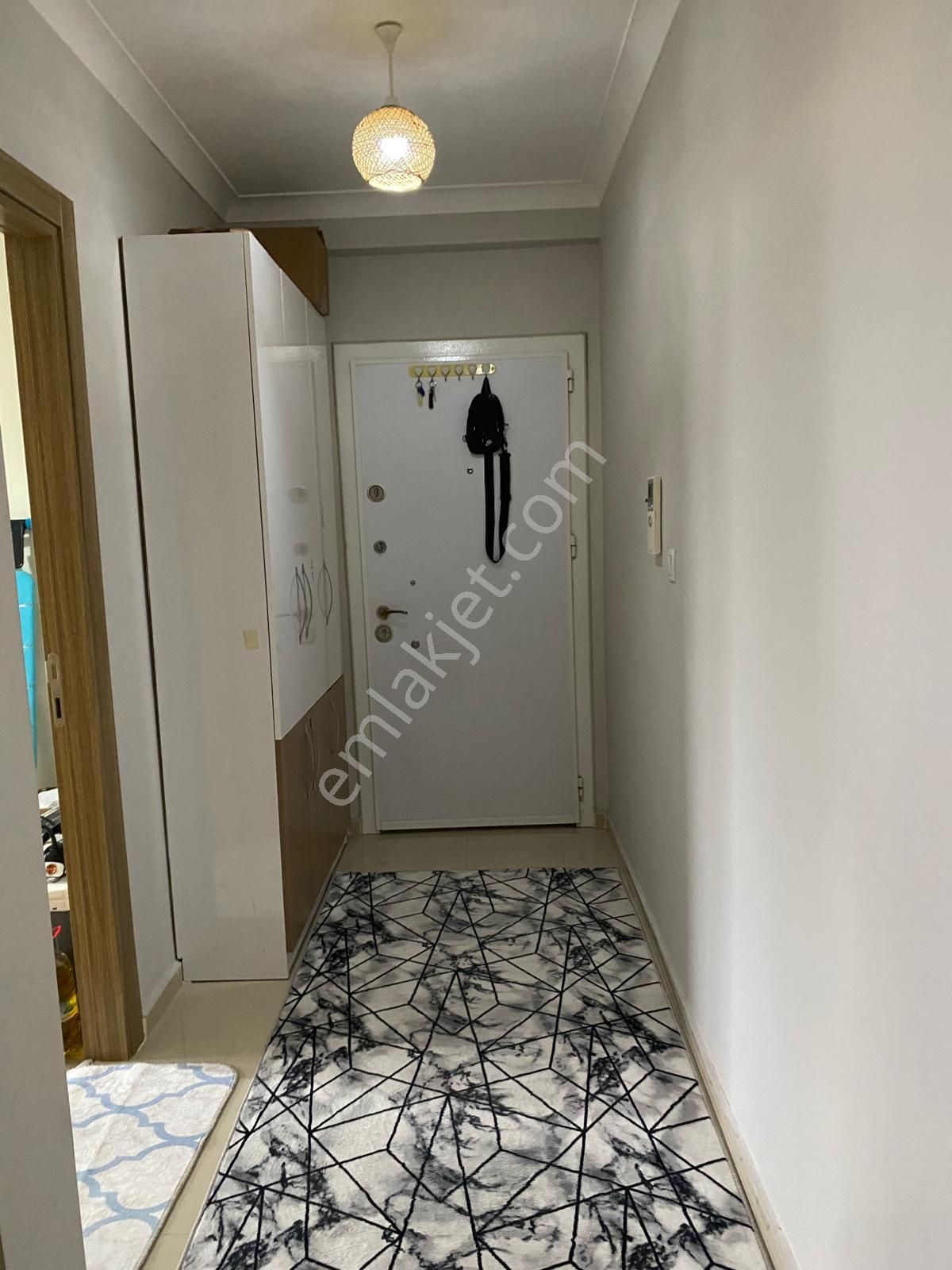 Ulukent'in Kalbinde Tadilatsız Yatırım Fırsatı Satılık 2+1 Daire - Görsel 15