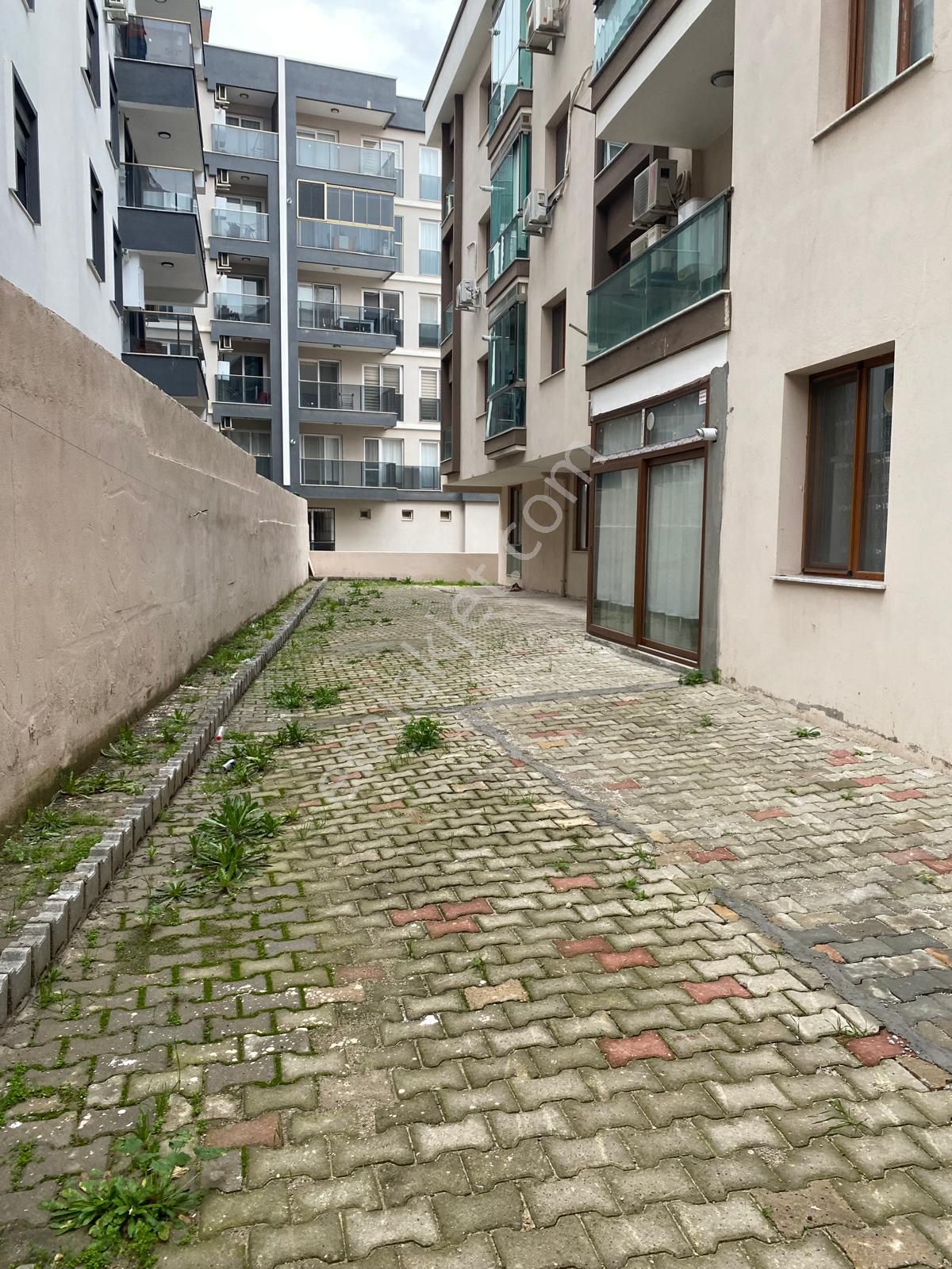 Ulukent'in Kalbinde Tadilatsız Yatırım Fırsatı Satılık 2+1 Daire - Görsel 12