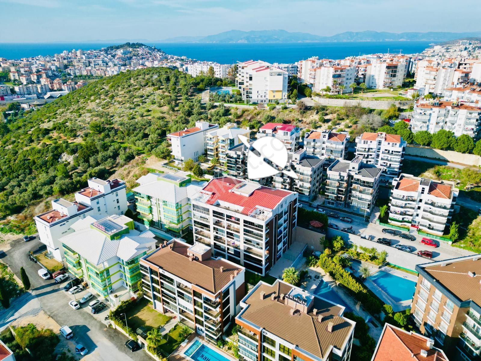 İkiçeşmelik'te Havuzlu Sitede Doğalgazlı Eşyalı 4+1 Çatı Dubleks - Görsel 5