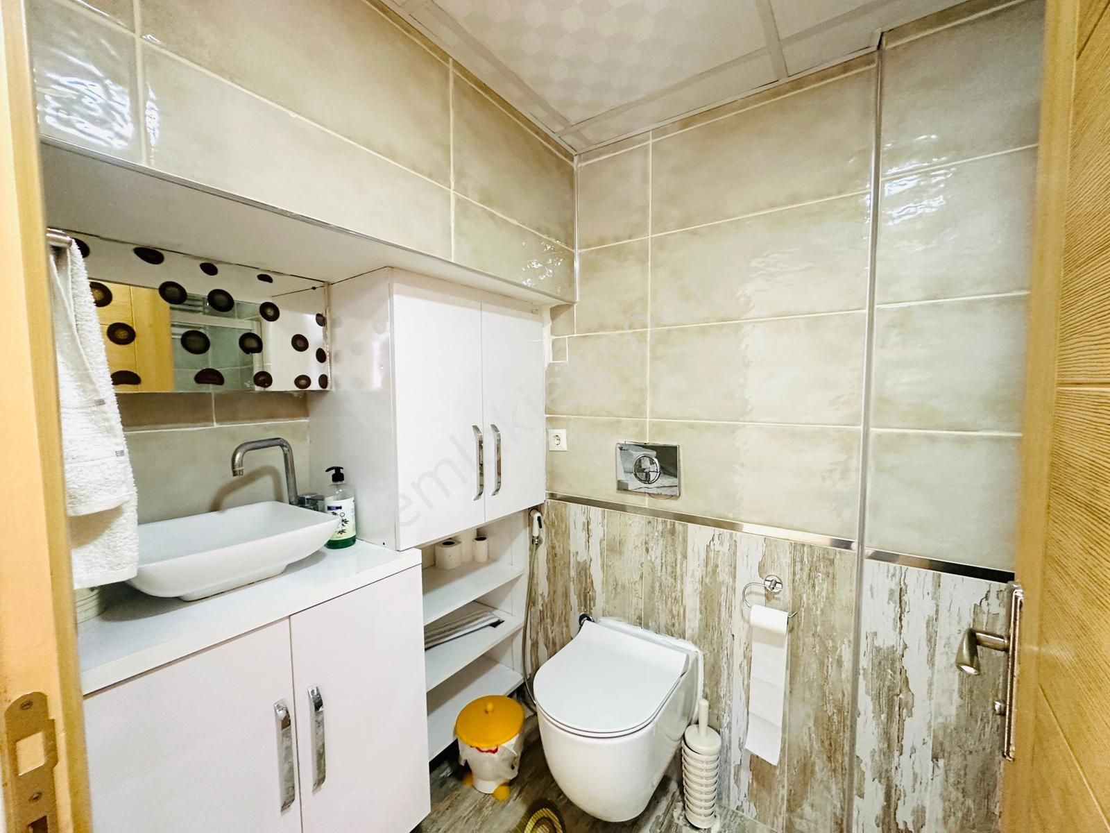 İkiçeşmelik'te Havuzlu Sitede Doğalgazlı Eşyalı 4+1 Çatı Dubleks - Görsel 23