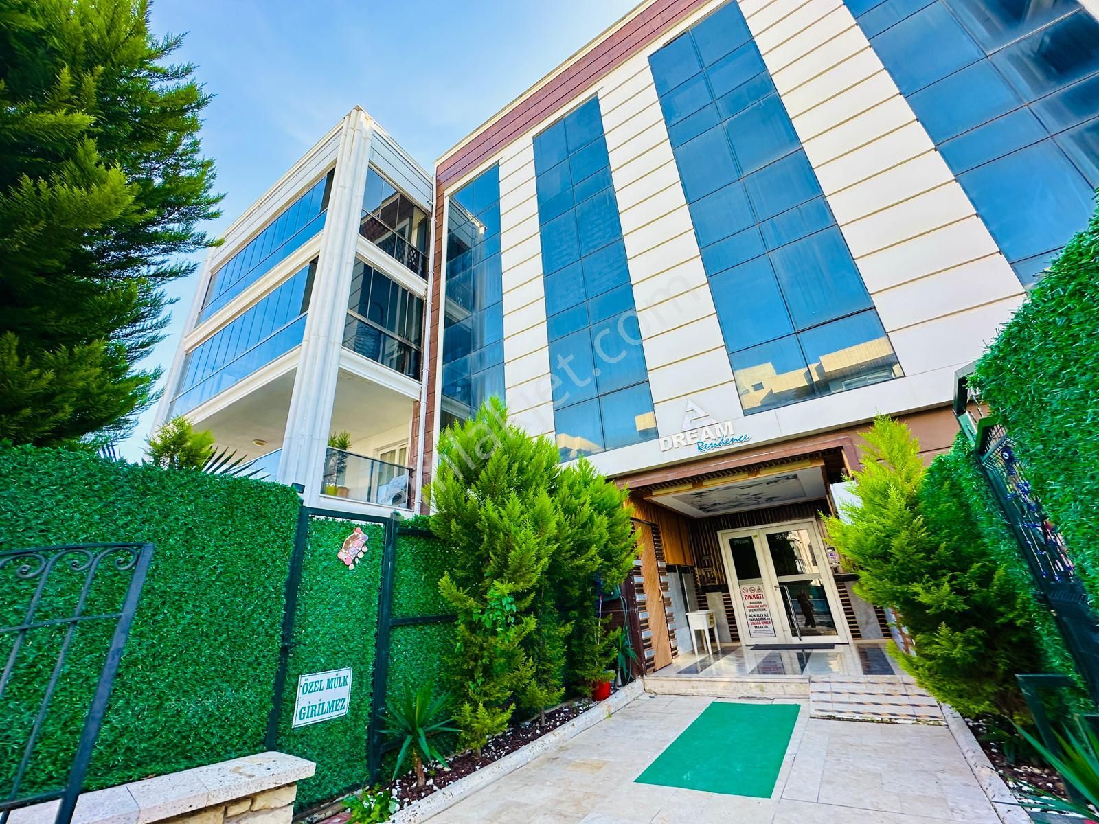 İkiçeşmelik'te Havuzlu Sitede Doğalgazlı Eşyalı 4+1 Çatı Dubleks - Görsel 4