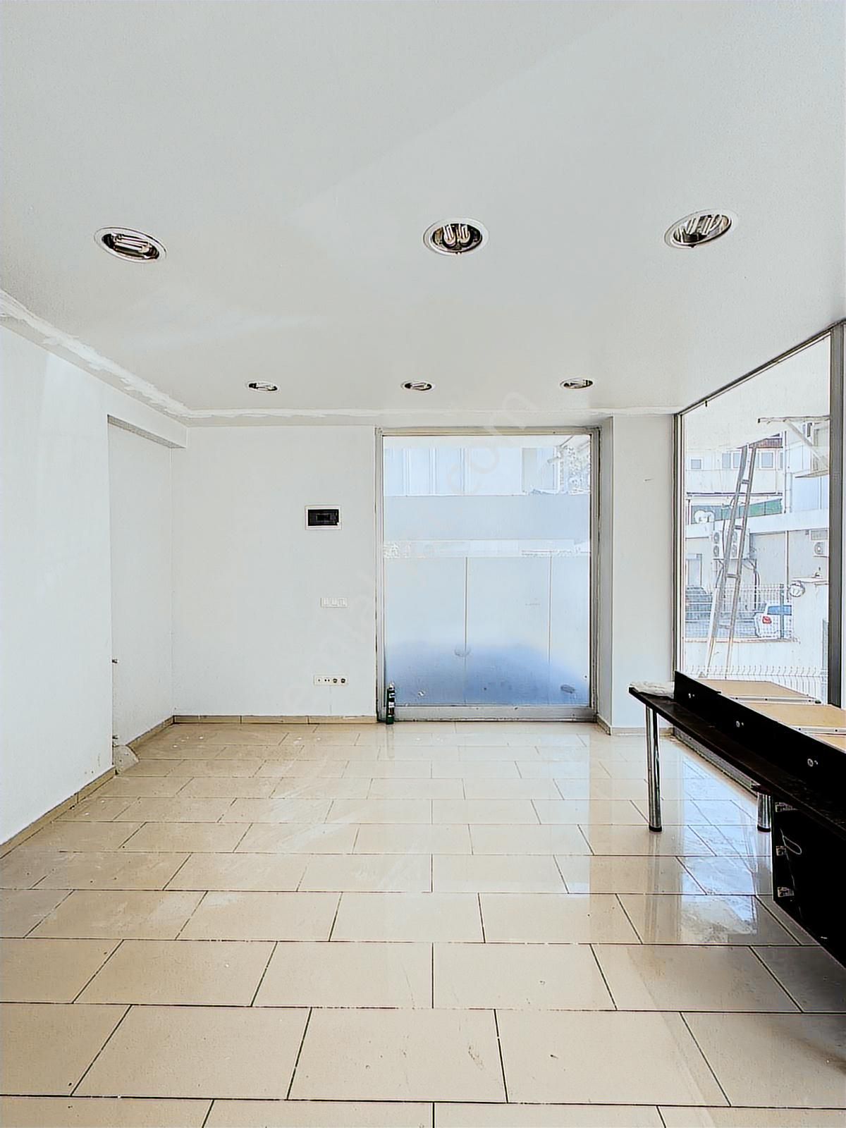 Taşdelen Ana Caddeye 70 Mt Hemen Kiralanabilir Satılık Dükkan - Görsel 7