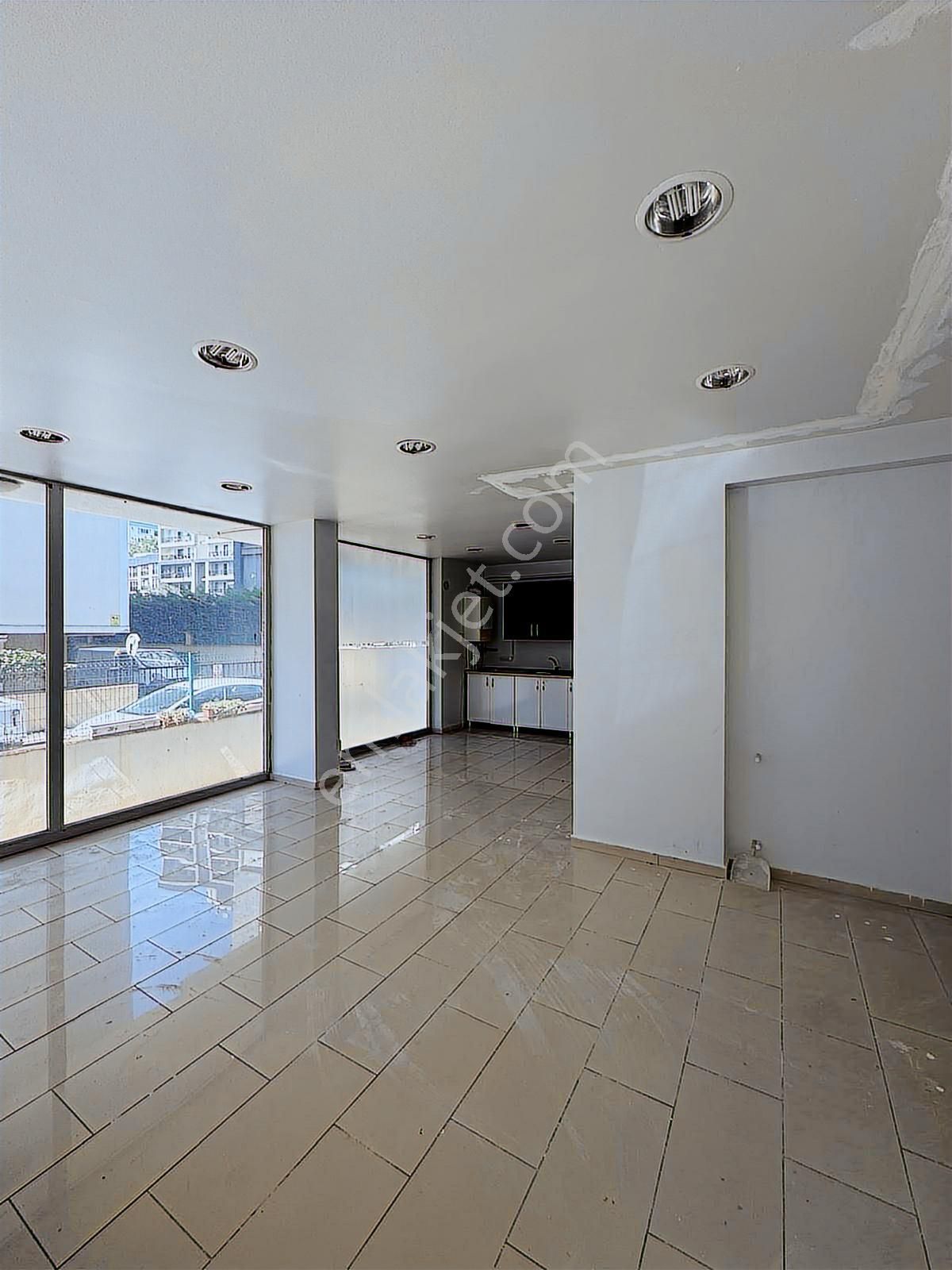 Taşdelen Ana Caddeye 70 Mt Hemen Kiralanabilir Satılık Dükkan - Görsel 20