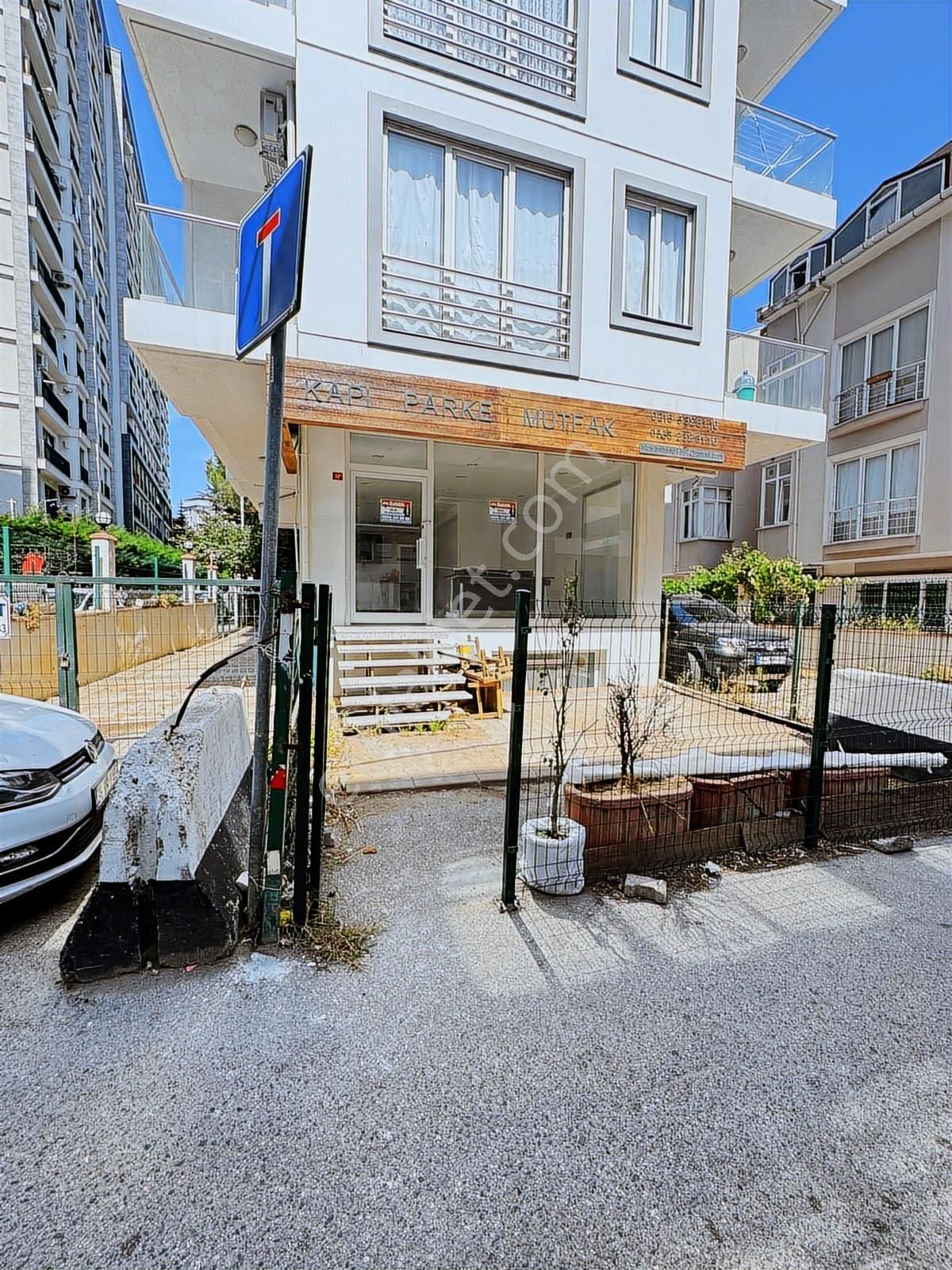 Taşdelen Ana Caddeye 70 Mt Hemen Kiralanabilir Satılık Dükkan - Görsel 3