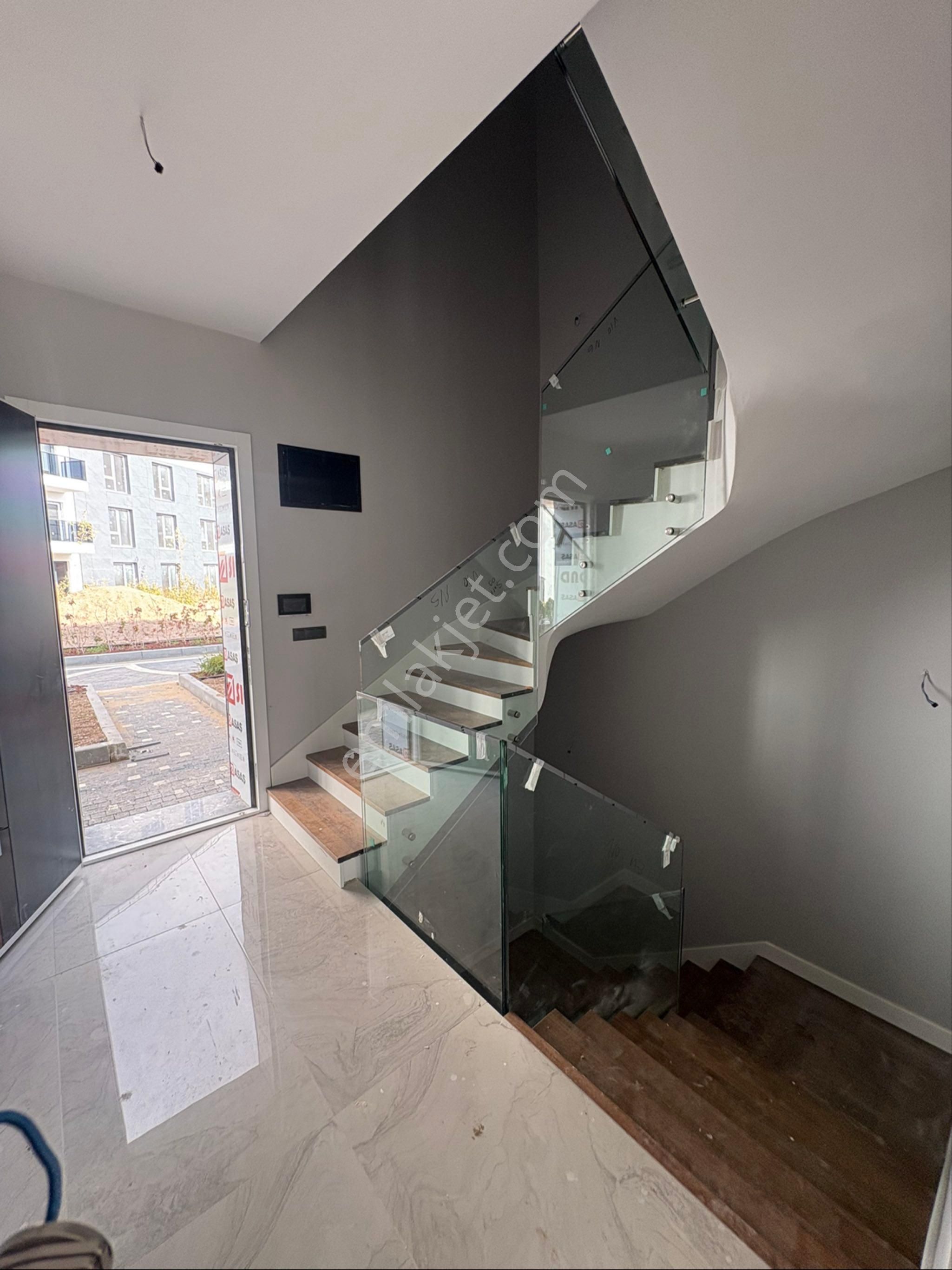 Yaşamkent Koç Residans Sitesinde Kiralık 5+1 Villa - Görsel 6