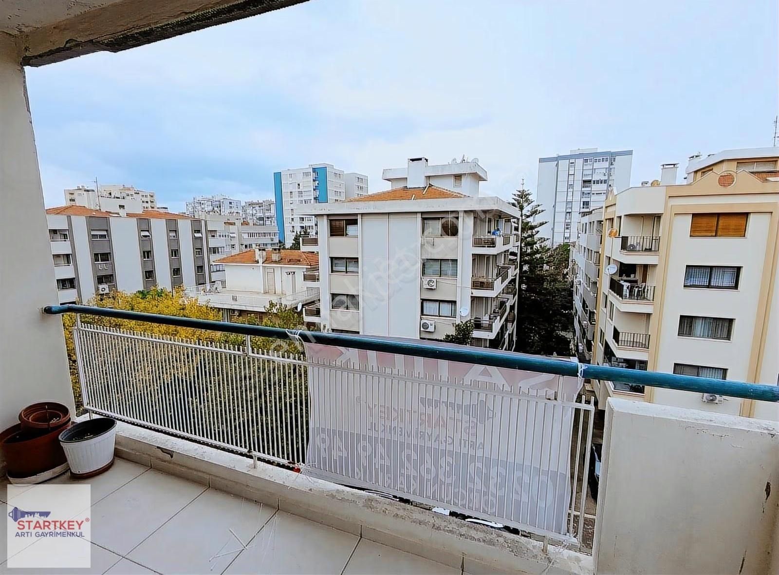 Karşıyaka Bostanlı İsmet Yazar Sokakta 3+1 120 M2 Satılık Daire - Görsel 22