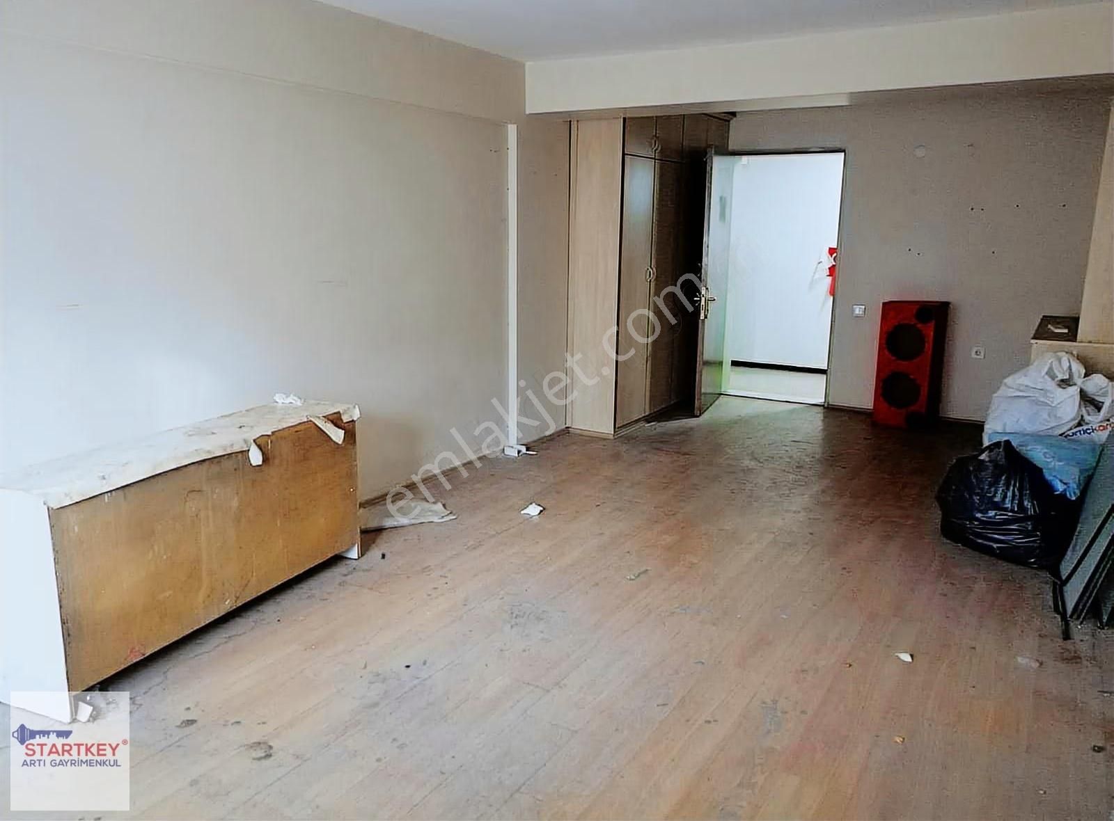 İzmir Kahramanlar Satılık Ofis - Görsel 3