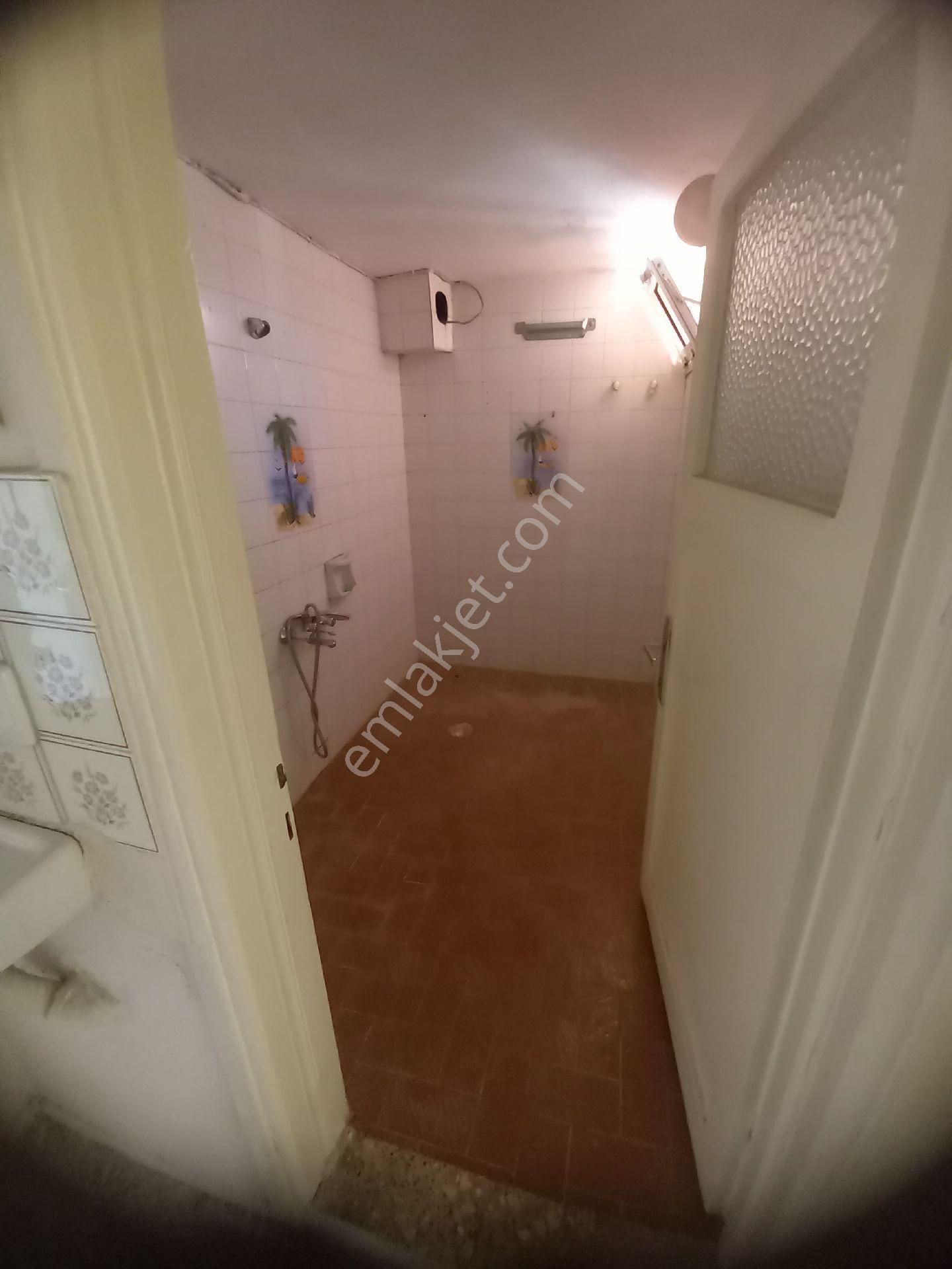 Gaziemir Aktepe Kiralık 2+1 Daire - Görsel 8